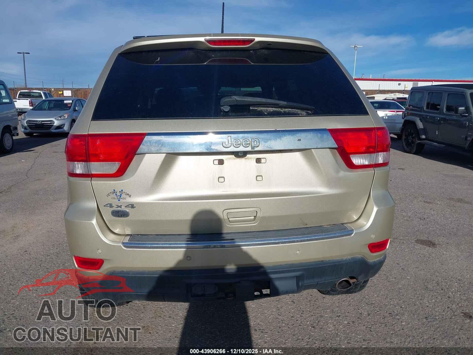 JEEP GRAND CHEROKEE 2012 - 1C4RJFCG5CC123795