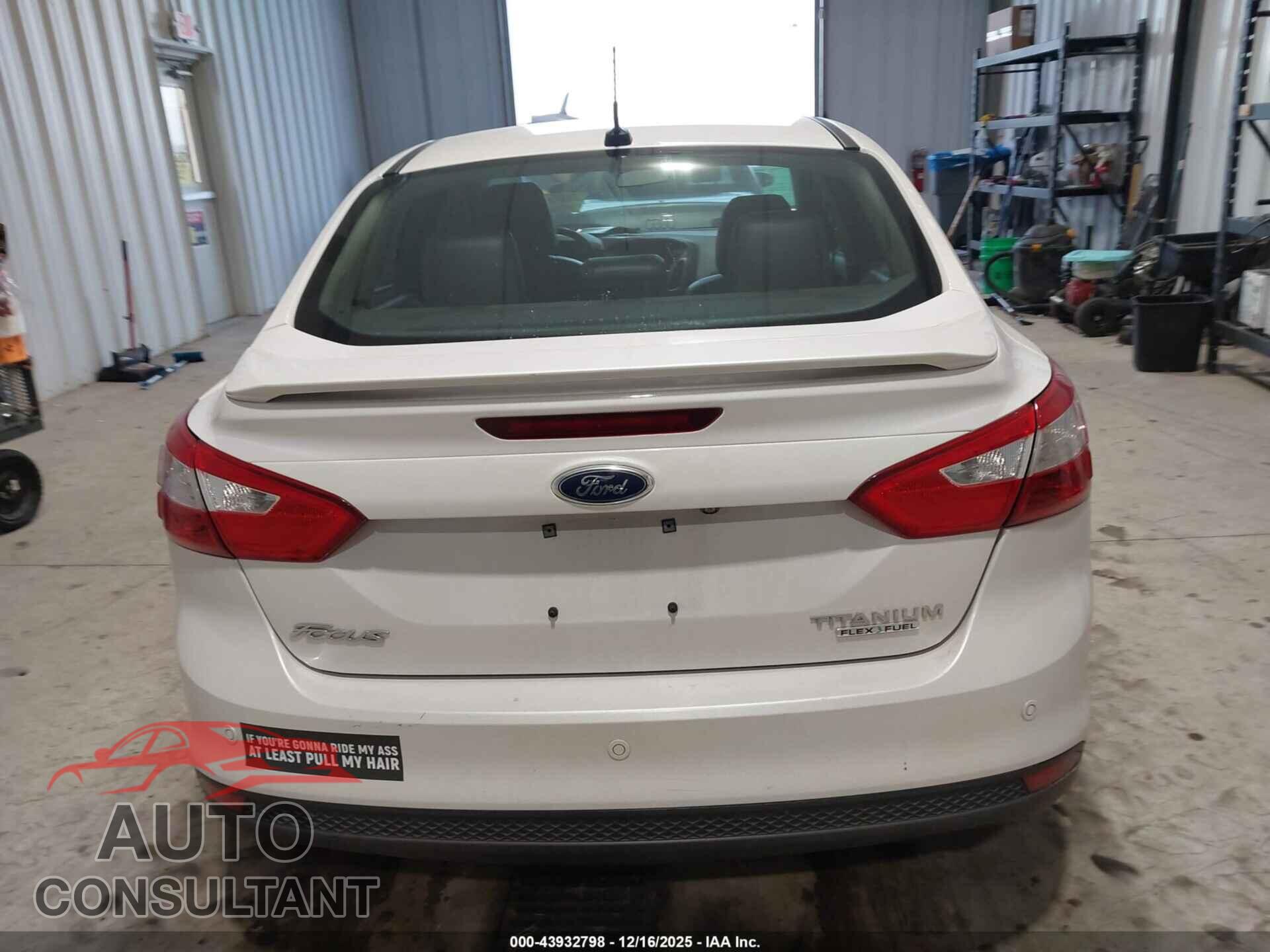 FORD FOCUS 2014 - 1FADP3J28EL196926