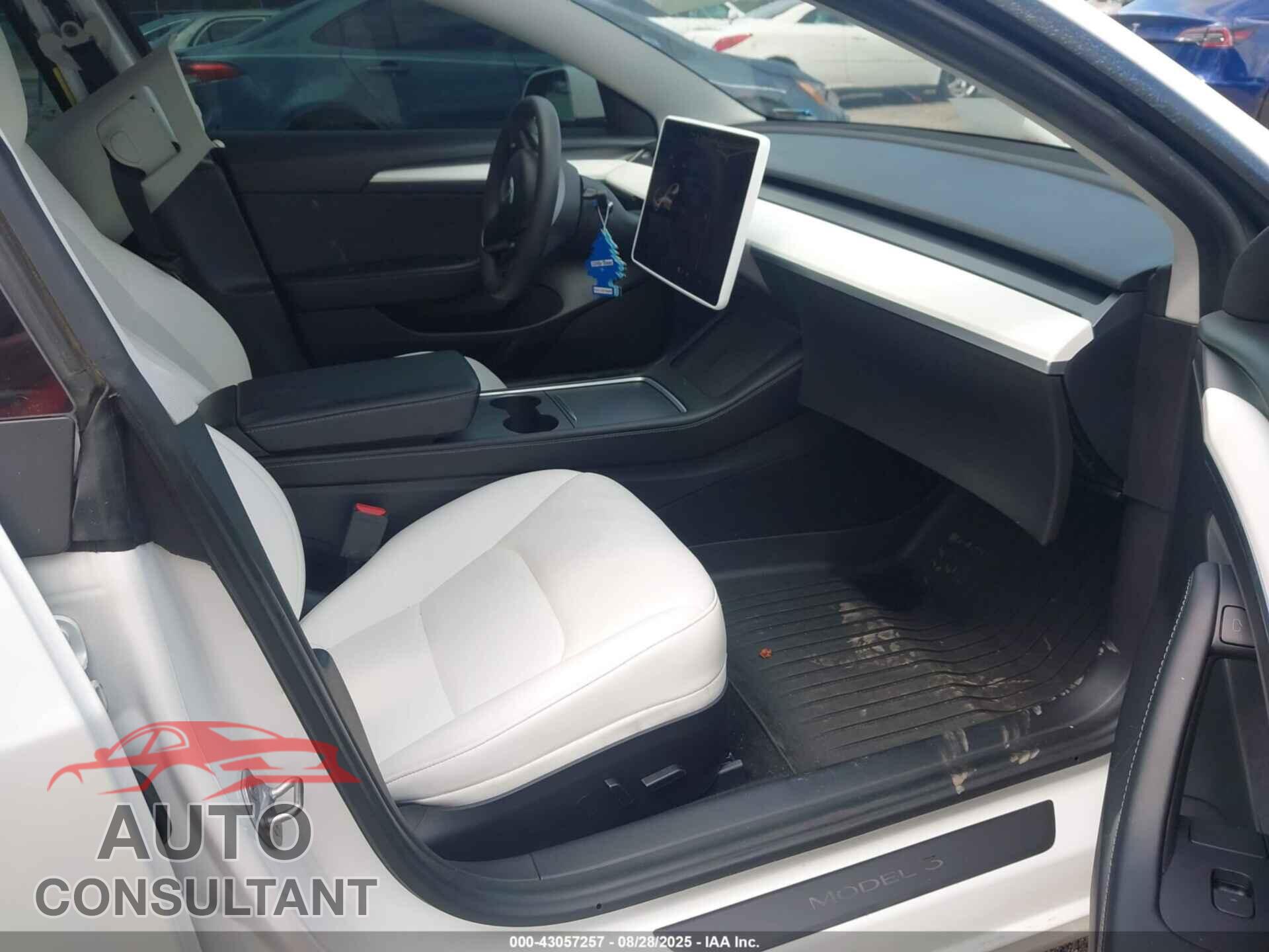 TESLA MODEL 3 2021 - 5YJ3E1EA6MF030648