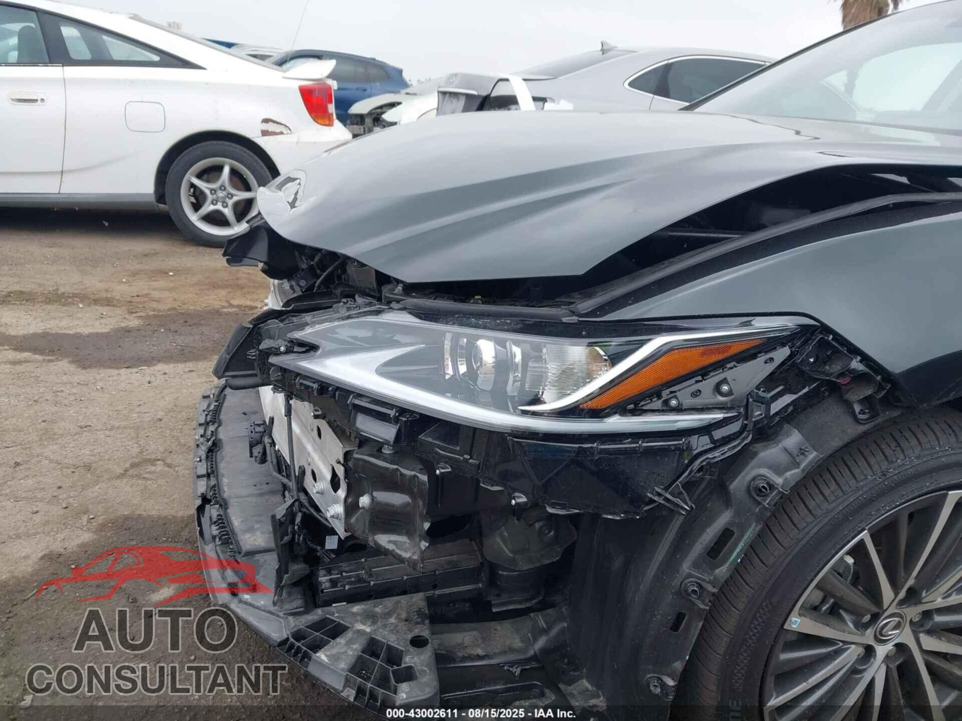 LEXUS ES 300H 2024 - 58ADA1C14RU044778
