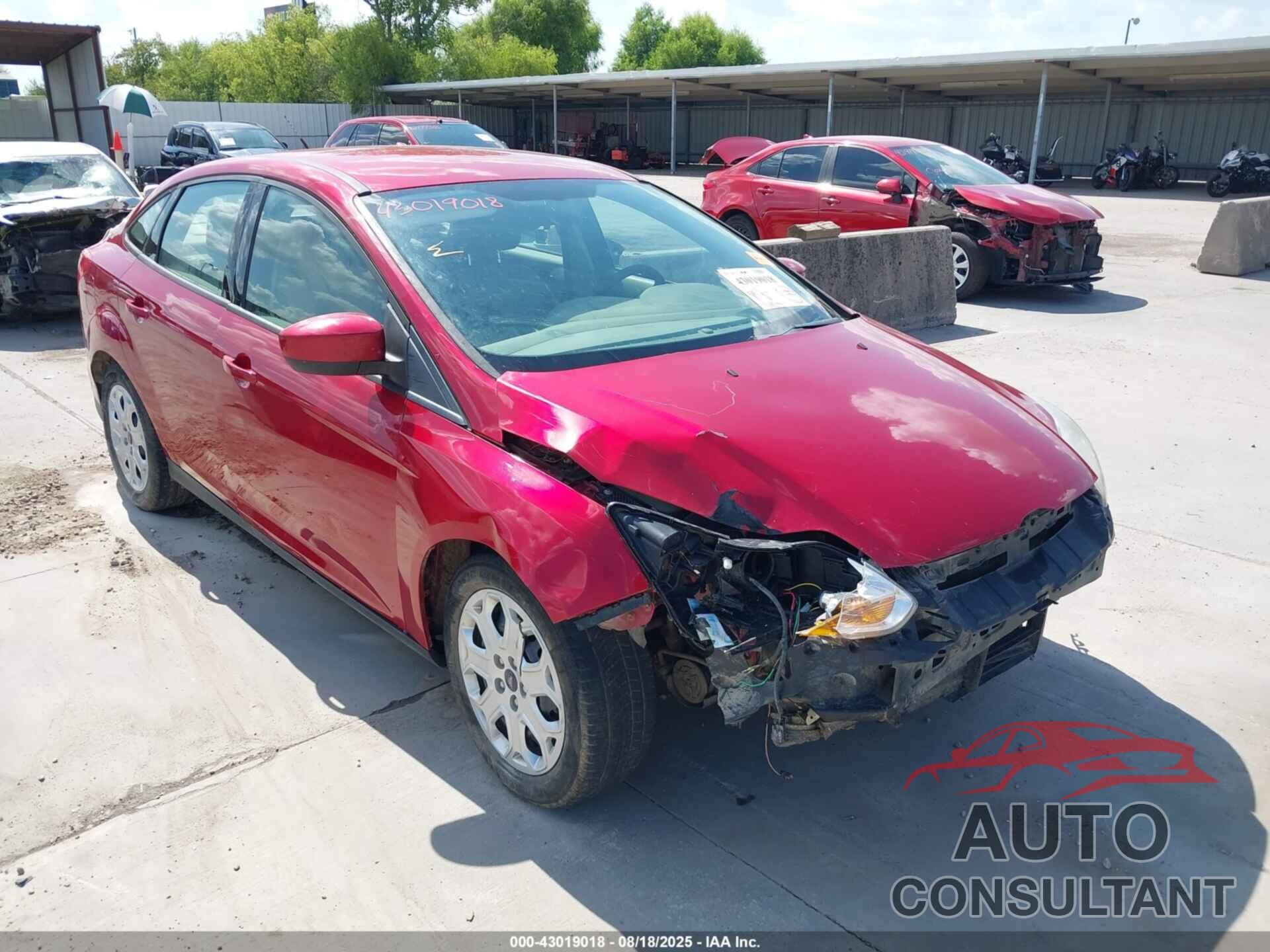 FORD FOCUS 2012 - 1FAHP3F26CL415339