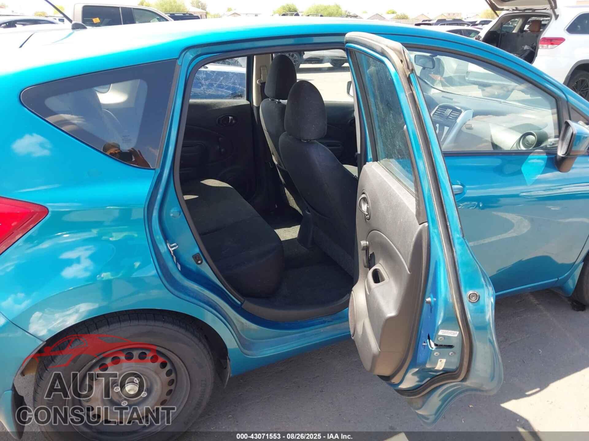 NISSAN VERSA NOTE 2015 - 3N1CE2CP3FL383904