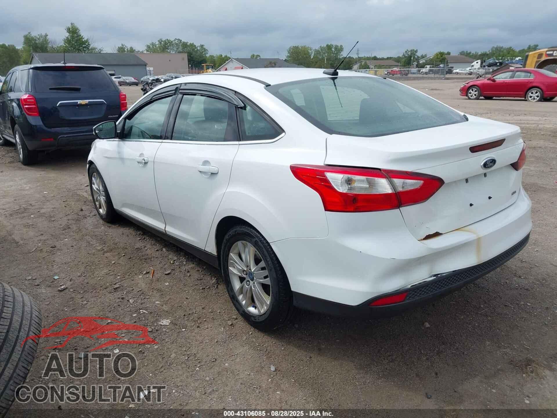 FORD FOCUS 2012 - 1FAHP3H26CL248722