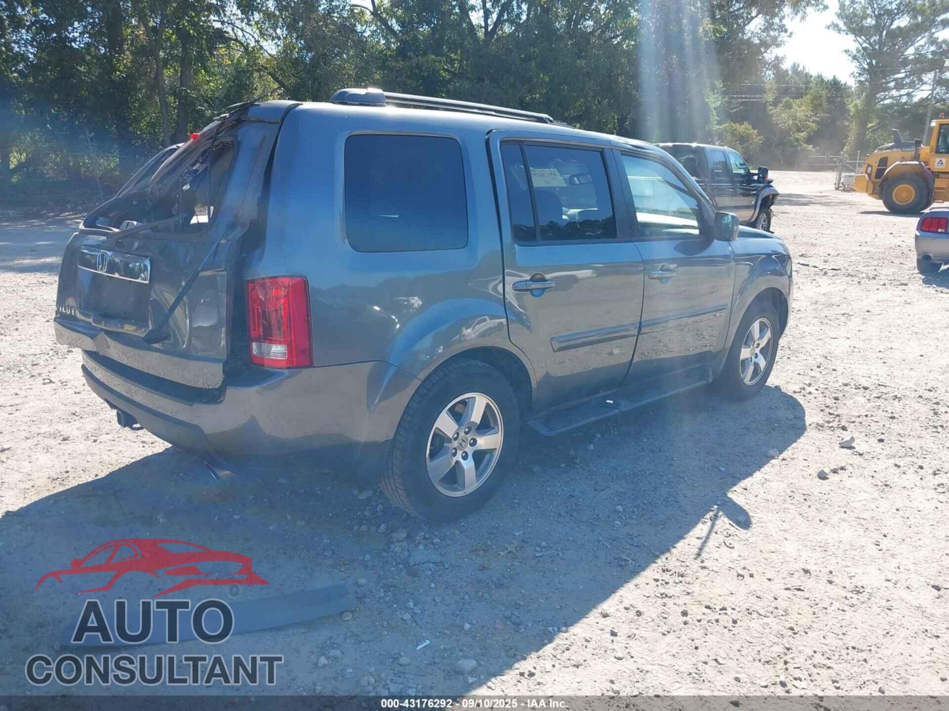 HONDA PILOT 2011 - 5FNYF3H53BB046932