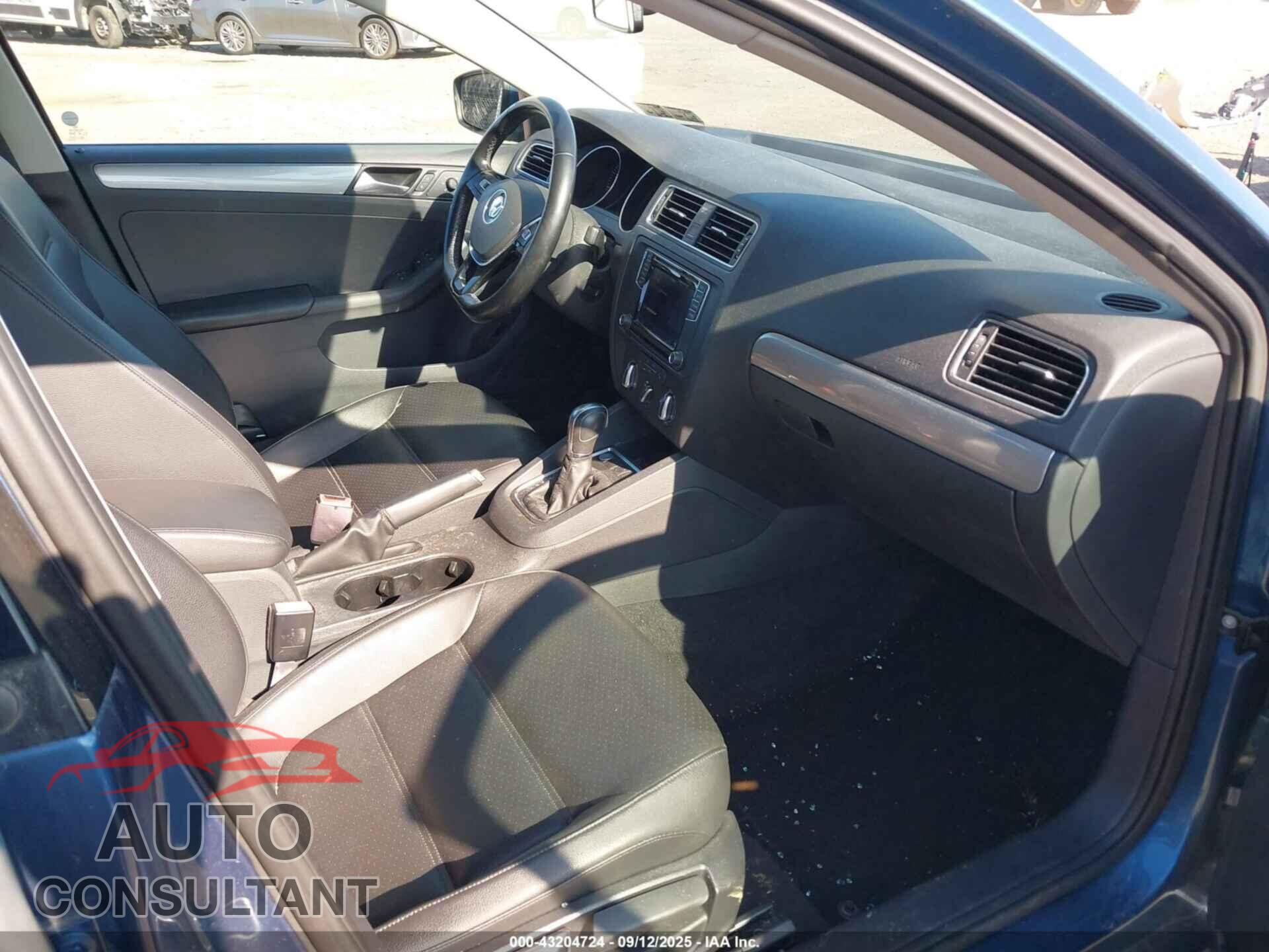 VOLKSWAGEN JETTA 2017 - 3VWDB7AJ0HM274784