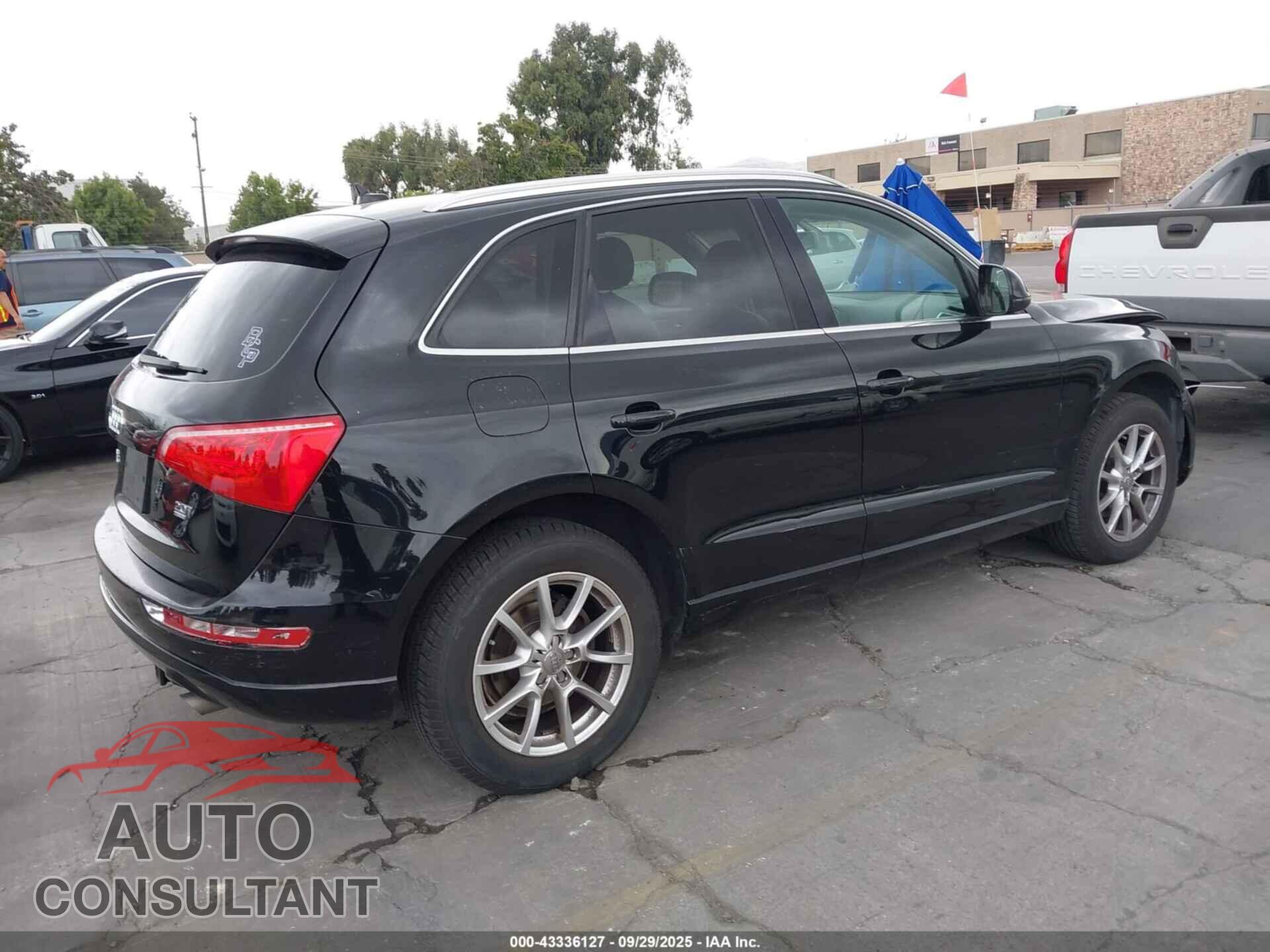 AUDI Q5 2011 - WA1LFAFP7BA060757