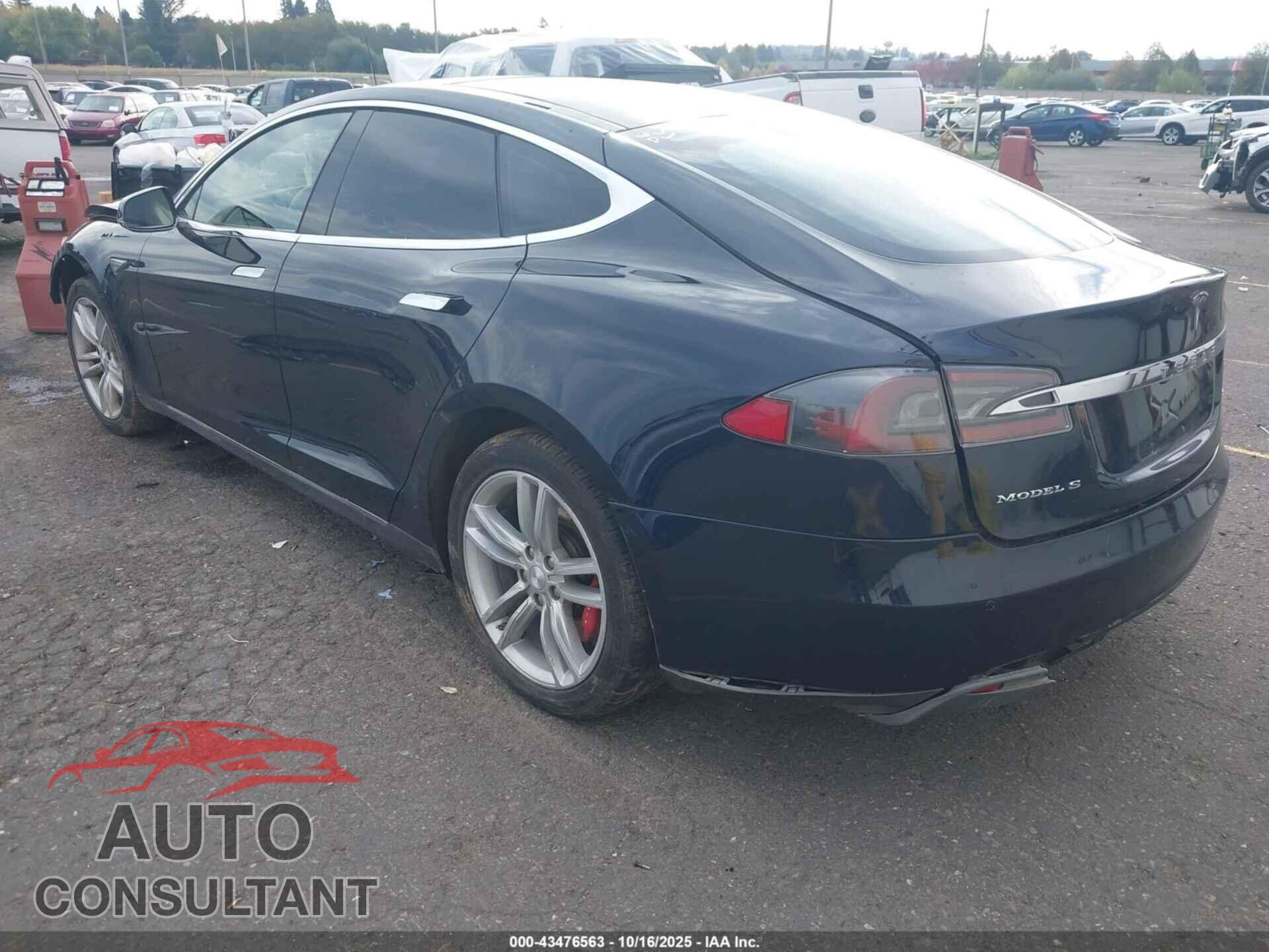 TESLA MODEL S 2014 - 5YJSA1H15EFP42623