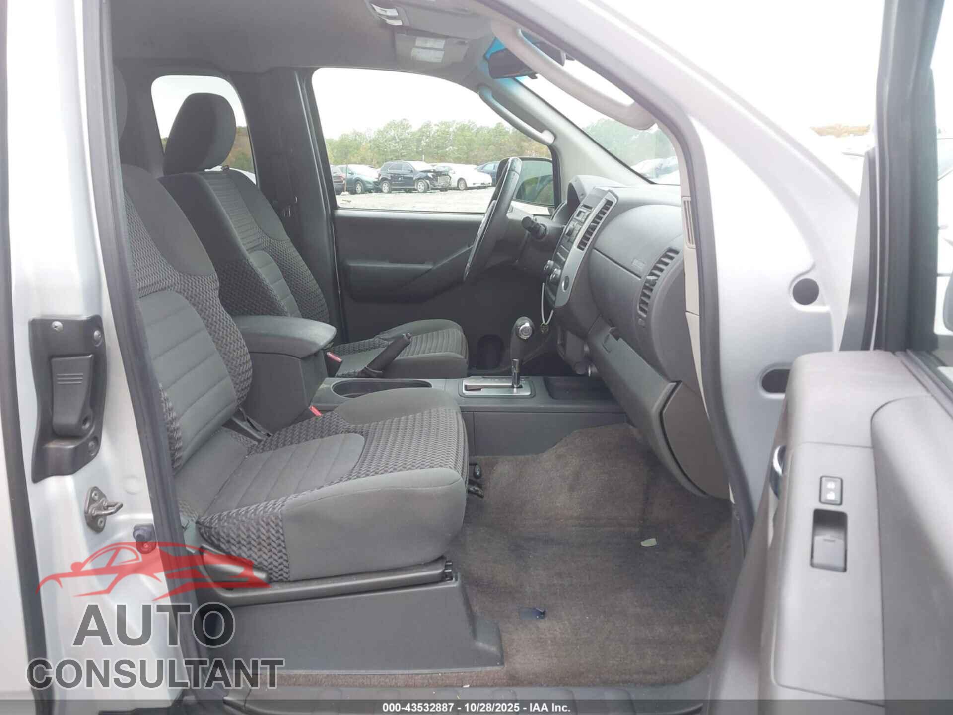 NISSAN FRONTIER 2010 - 1N6AD0CU9AC435460