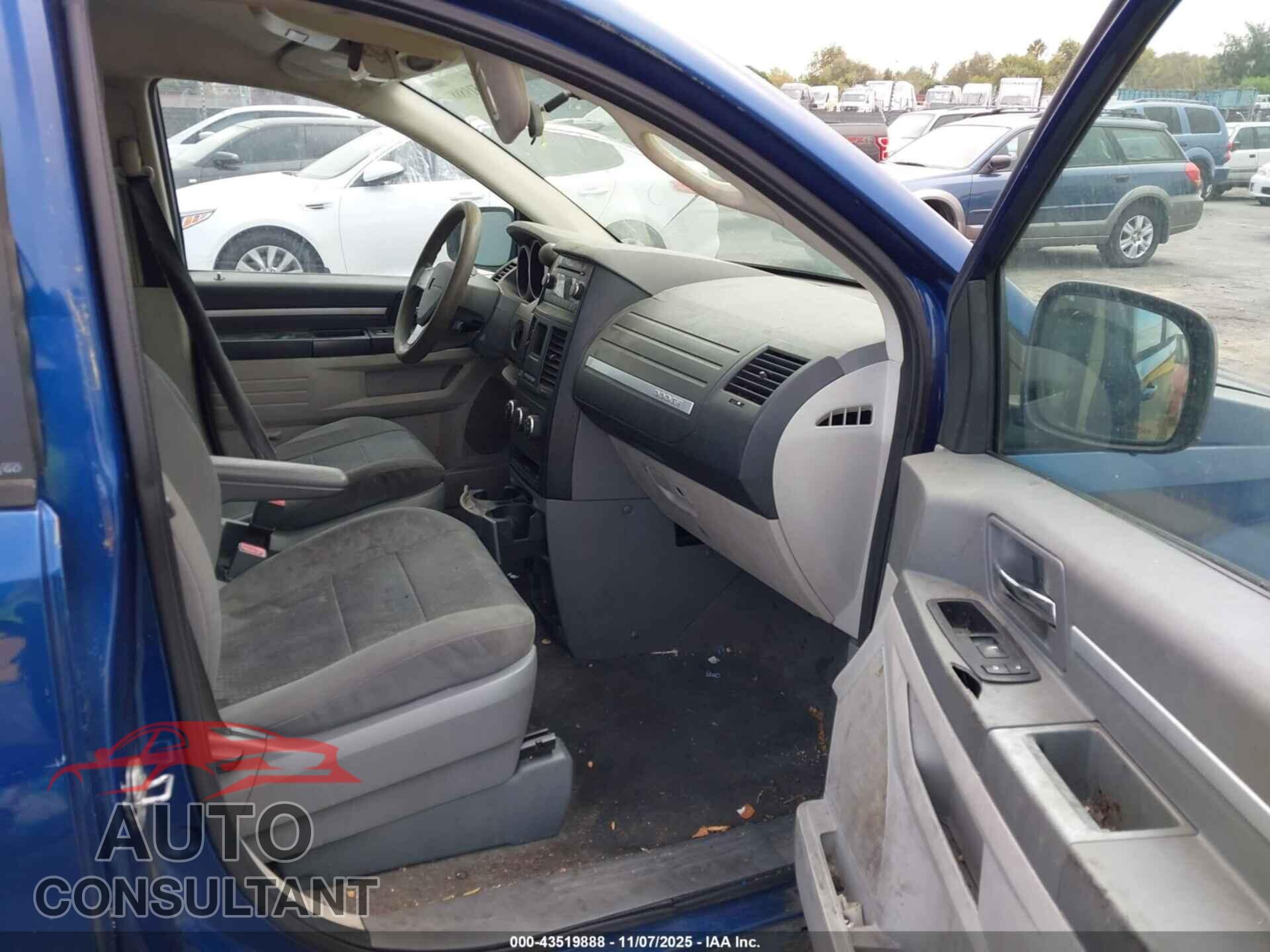 DODGE GRAND CARAVAN 2010 - 2D4RN4DE0AR207360