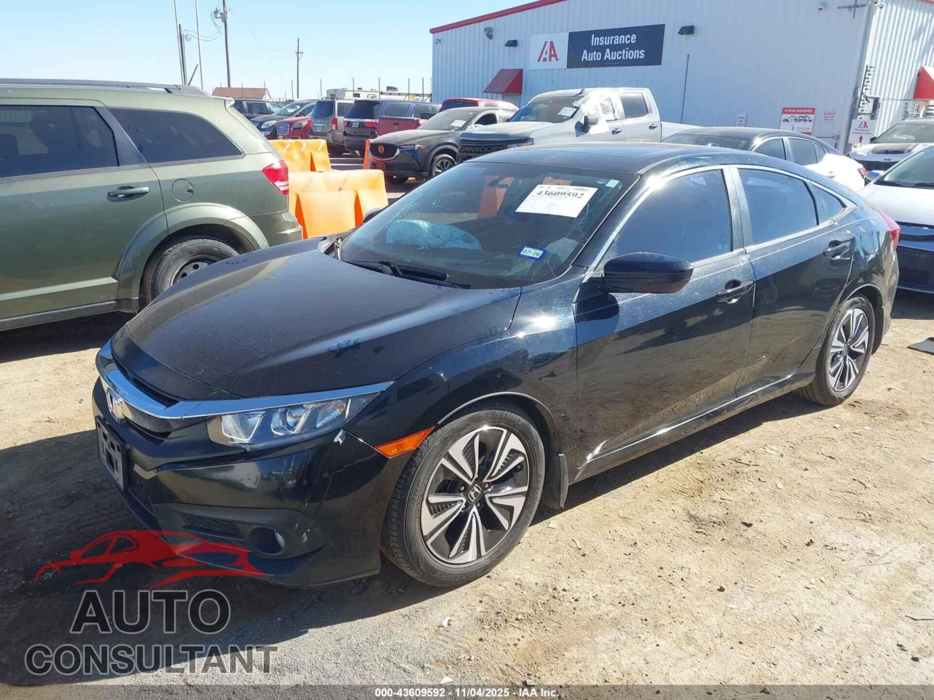 HONDA CIVIC 2018 - JHMFC1F33JX005452