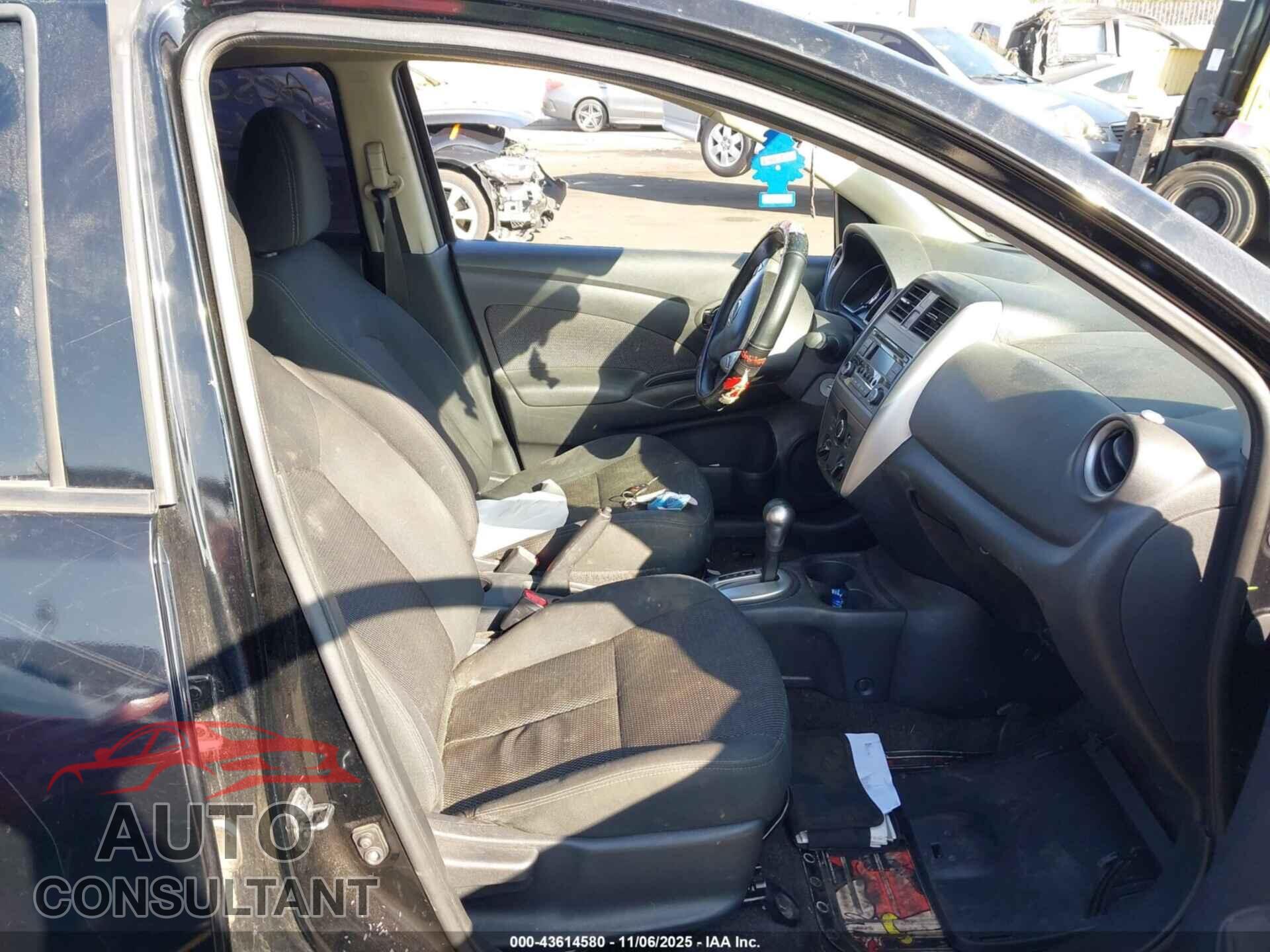 NISSAN VERSA 2016 - 3N1CN7AP2GL892089