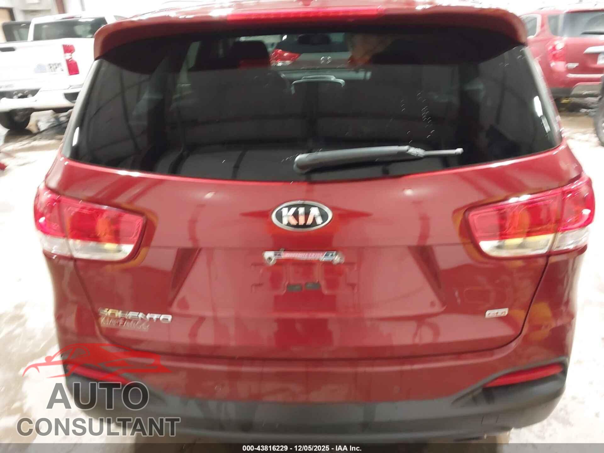 KIA SORENTO 2016 - 5XYPGDA32GG097796