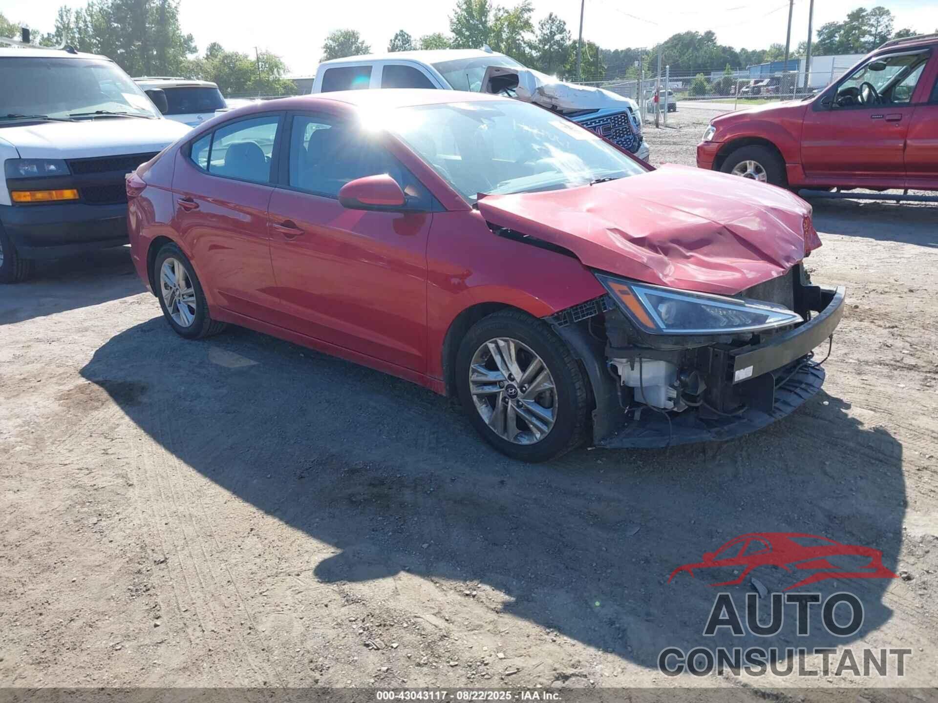 HYUNDAI ELANTRA 2019 - 5NPD84LF1KH419028