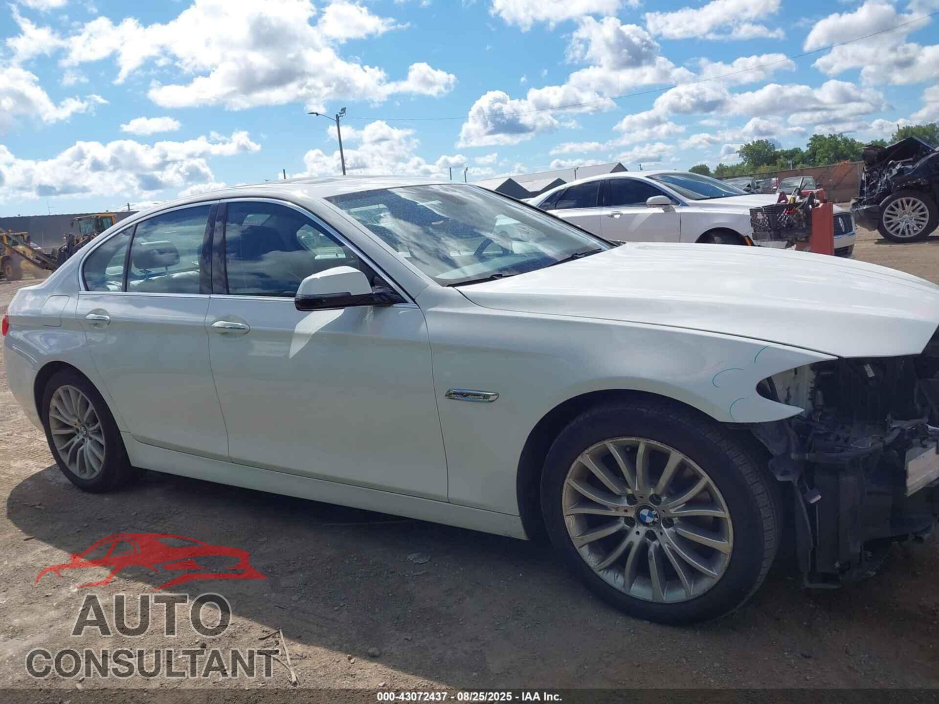 BMW 528I 2014 - WBA5A7C57ED614026