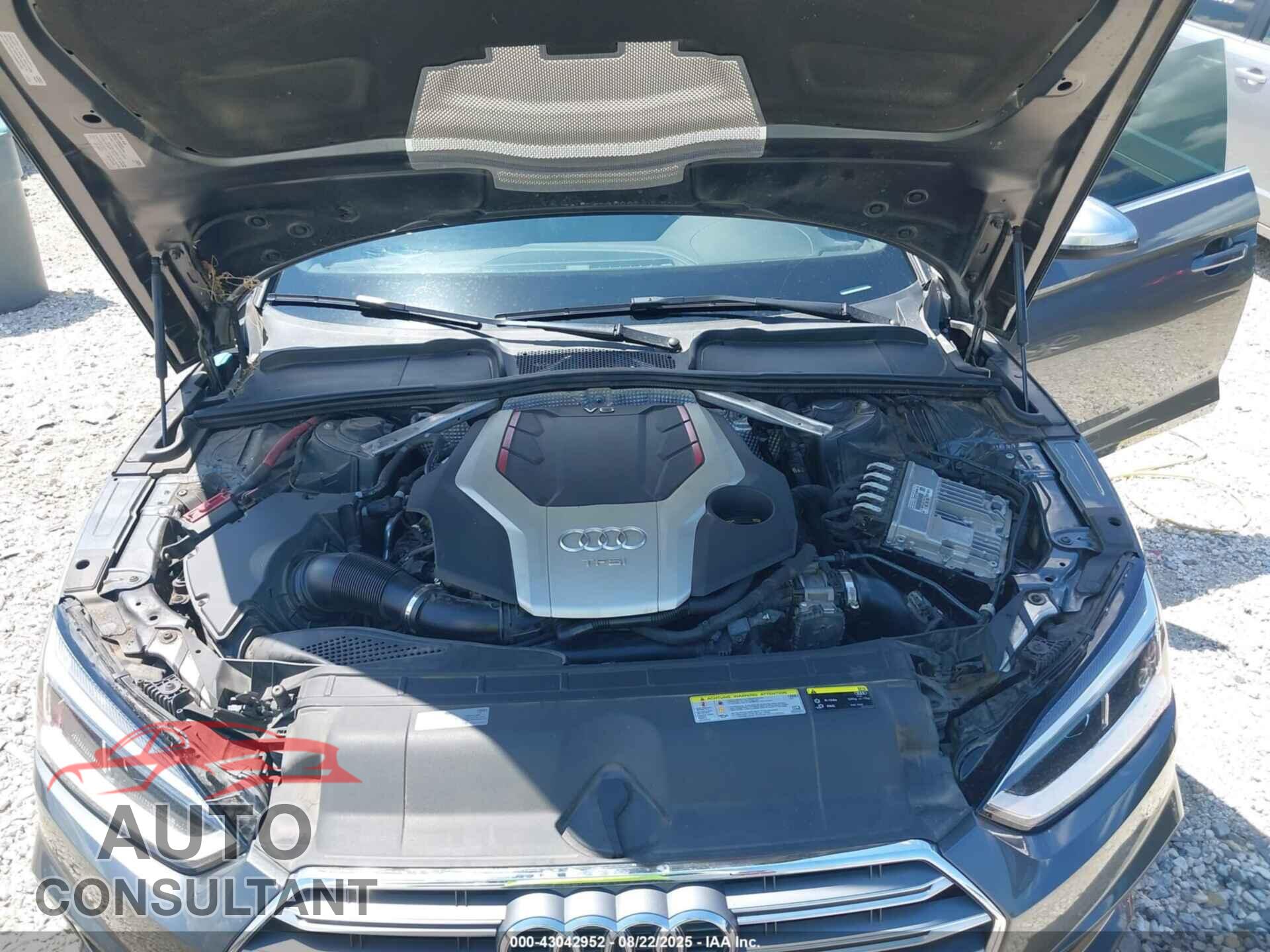 AUDI S5 2018 - WAUB4CF52JA010488