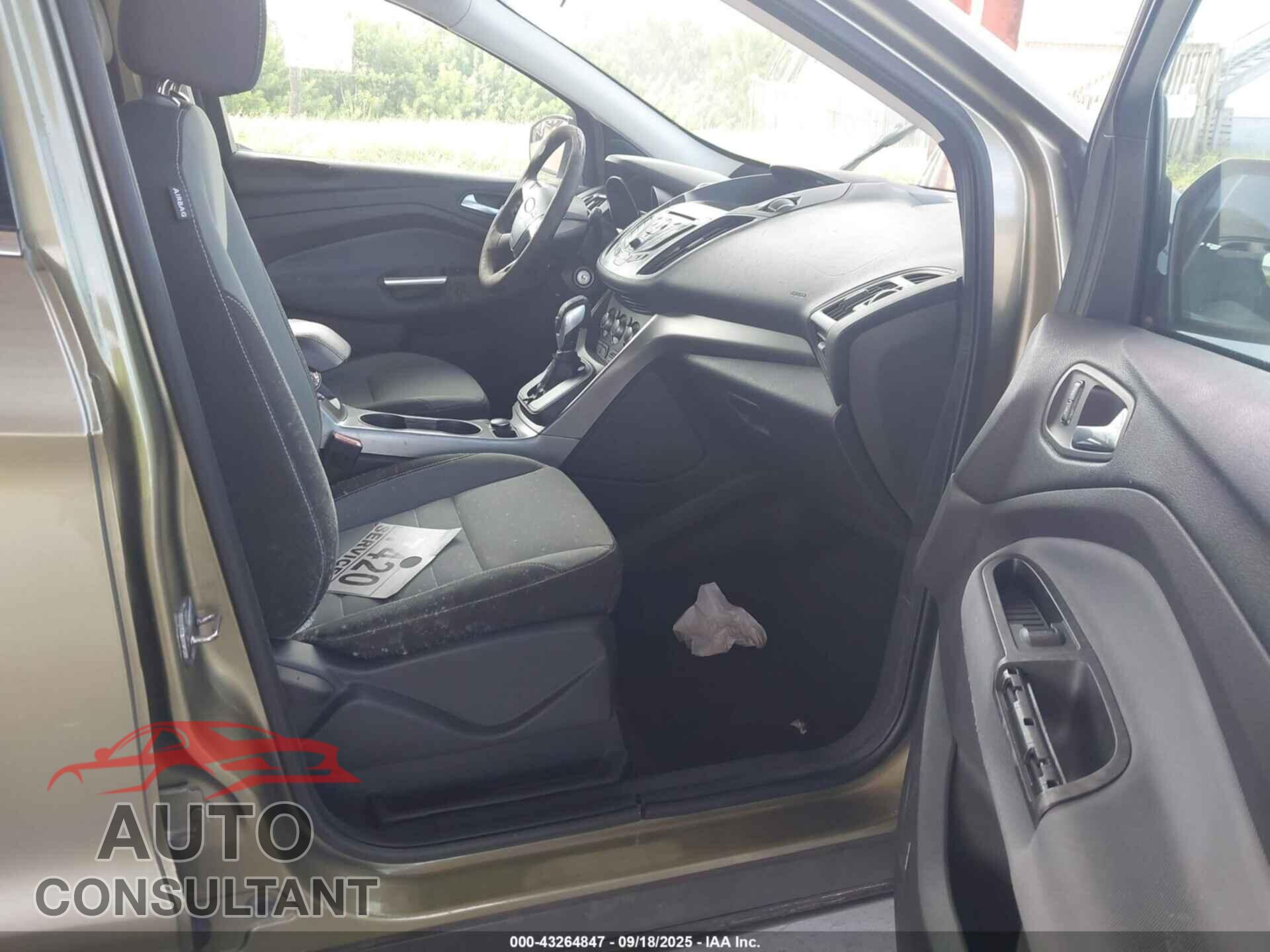 FORD ESCAPE 2013 - 1FMCU0G97DUA21895