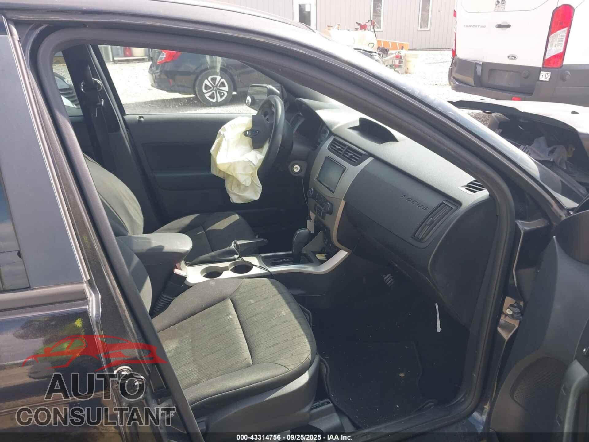 FORD FOCUS 2011 - 1FAHP3FN2BW164066