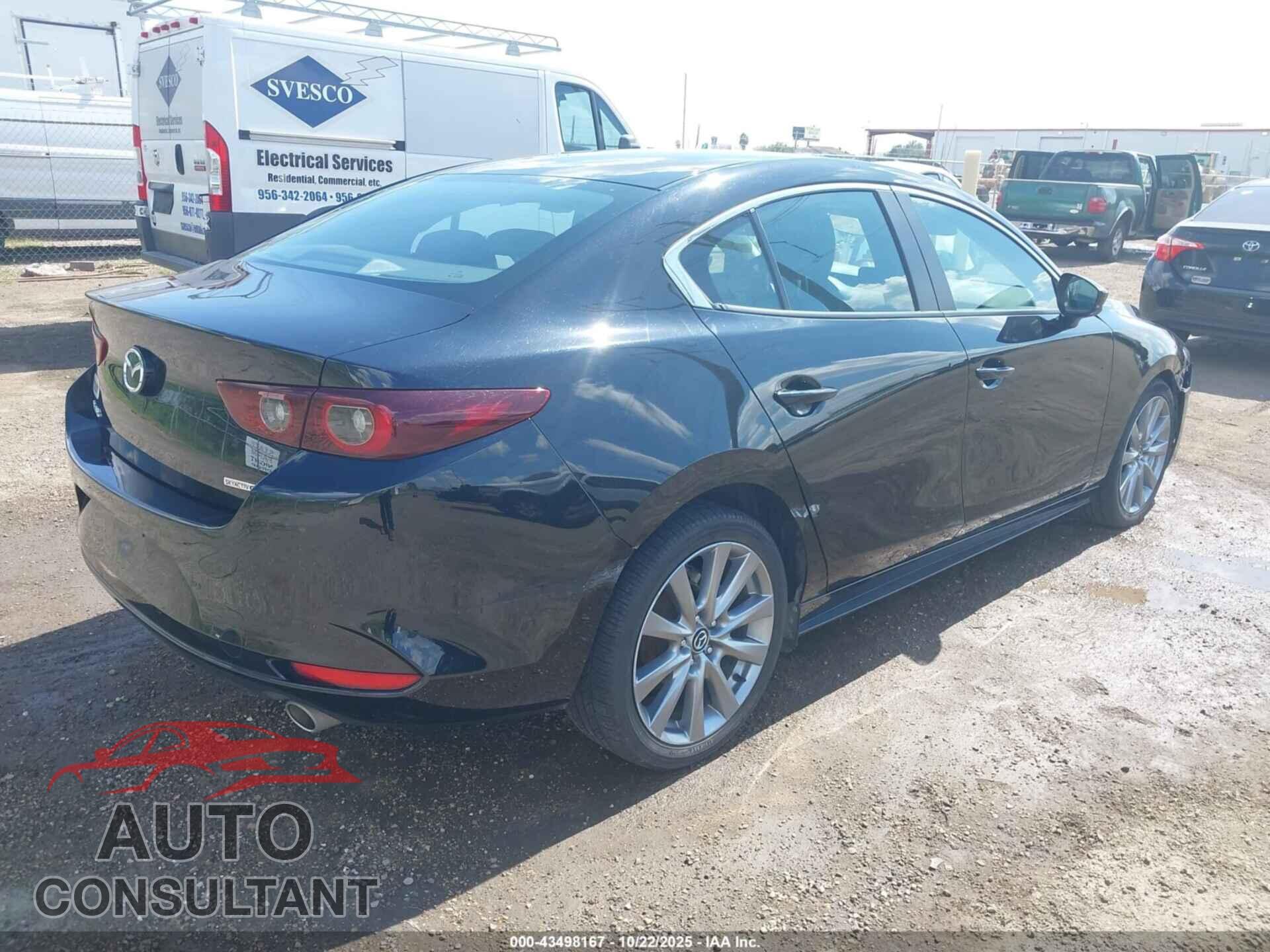 MAZDA MAZDA3 2023 - 3MZBPACM5PM370535