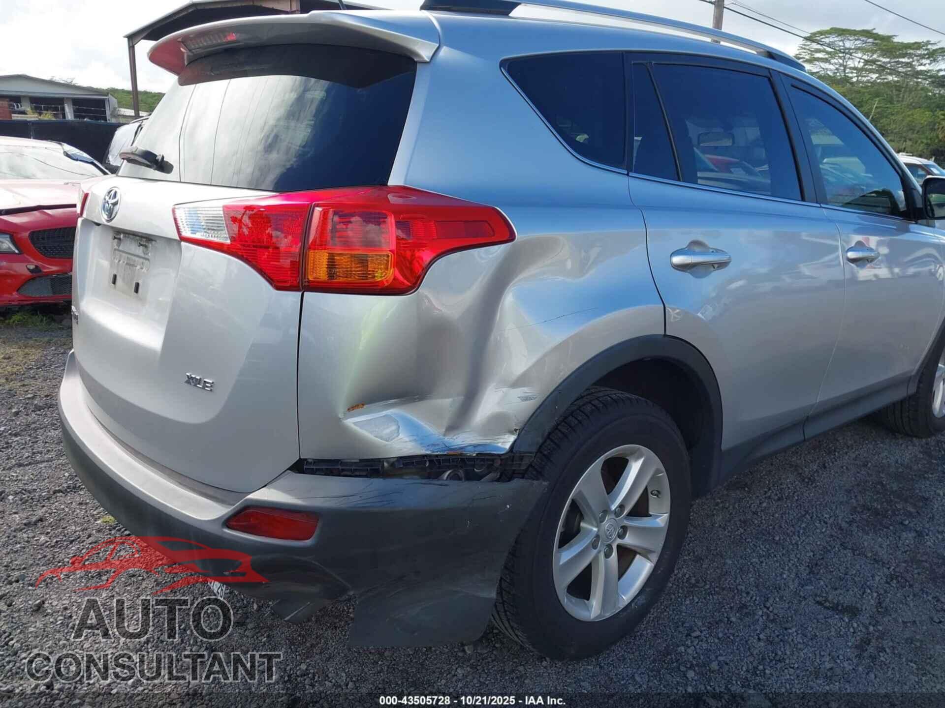 TOYOTA RAV4 2014 - JTMWFREV3EJ014834