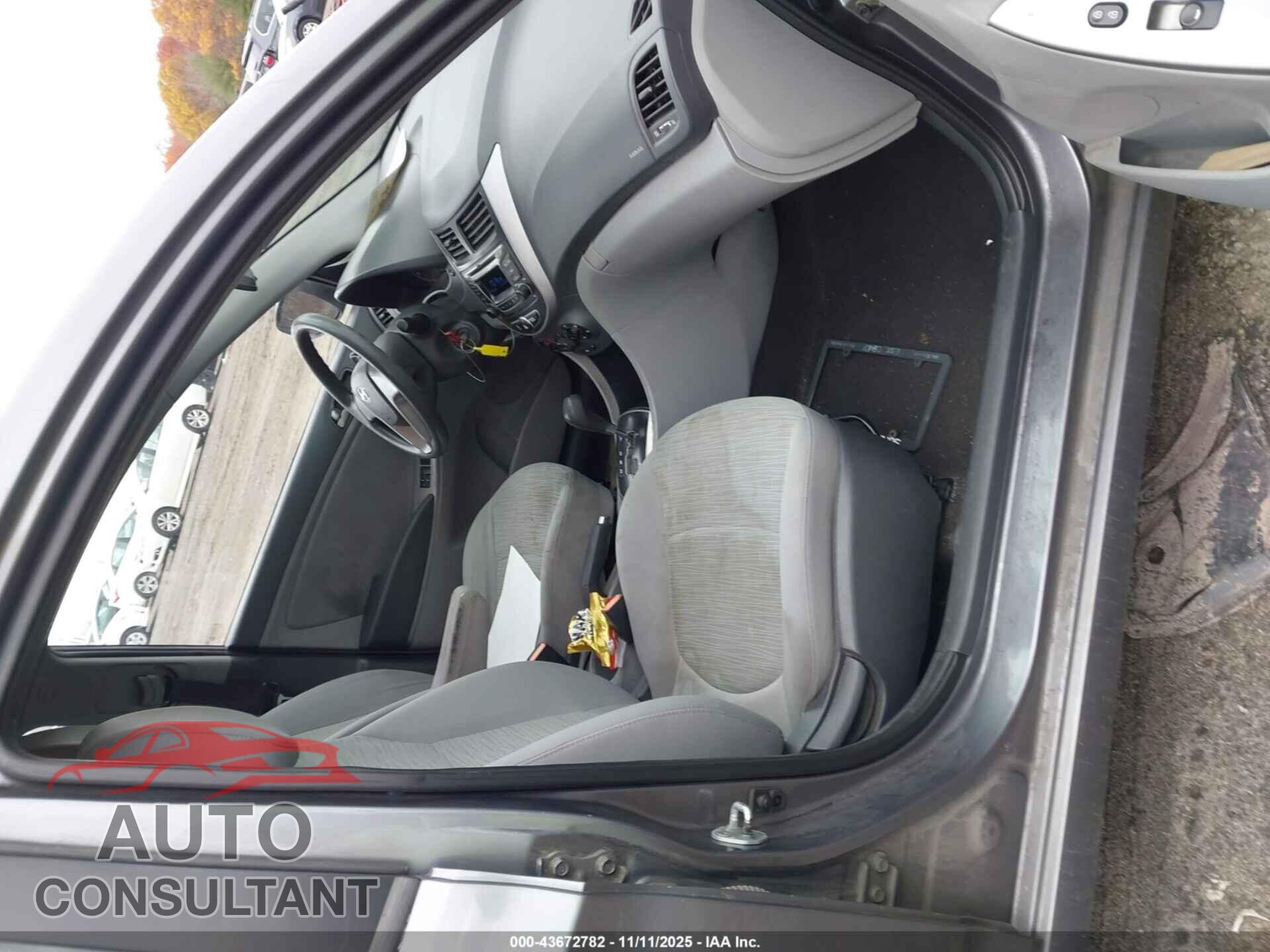HYUNDAI ACCENT 2015 - KMHCT4AE0FU896089