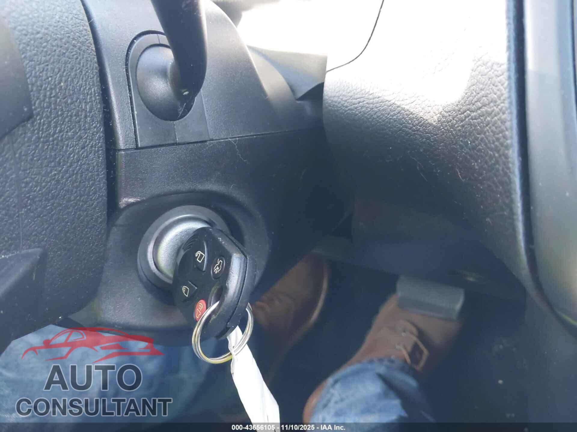 FORD FOCUS 2017 - 1FADP3F24HL252342