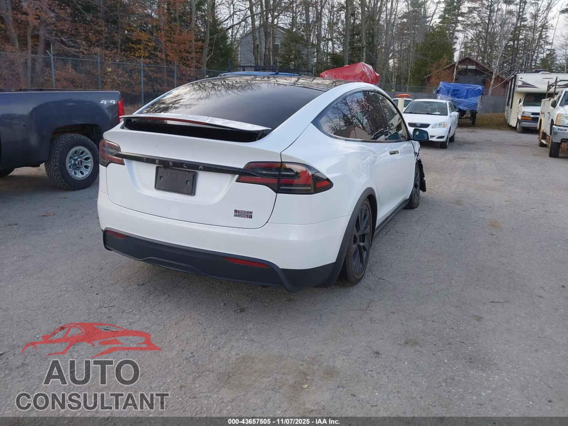 TESLA MODEL X 2023 - 7SAXCBE66PF408435