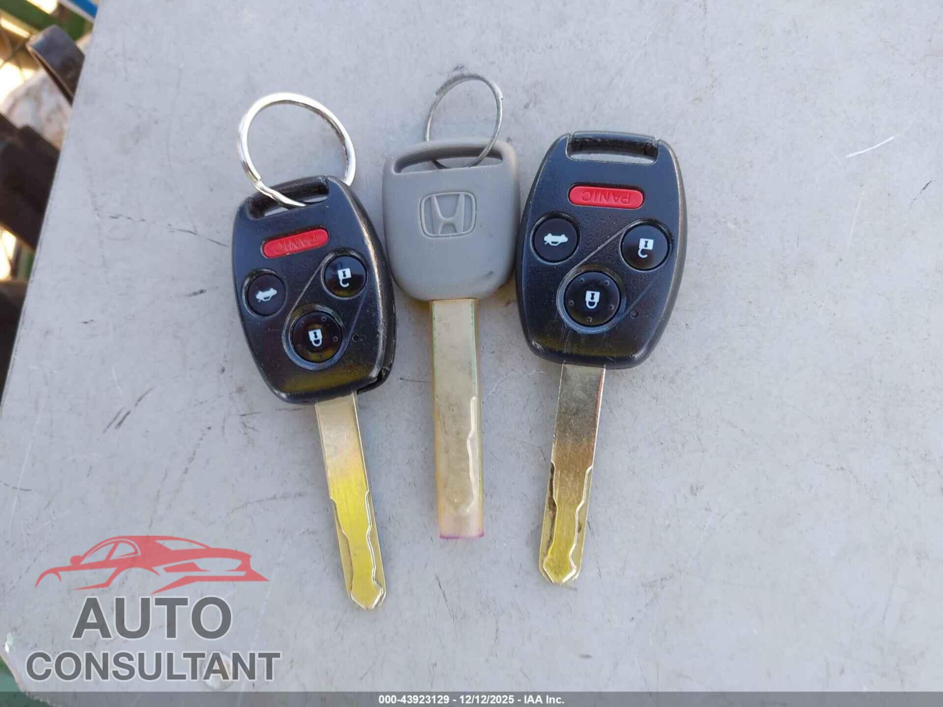 HONDA CIVIC 2013 - 2HGFB2F54DH510843