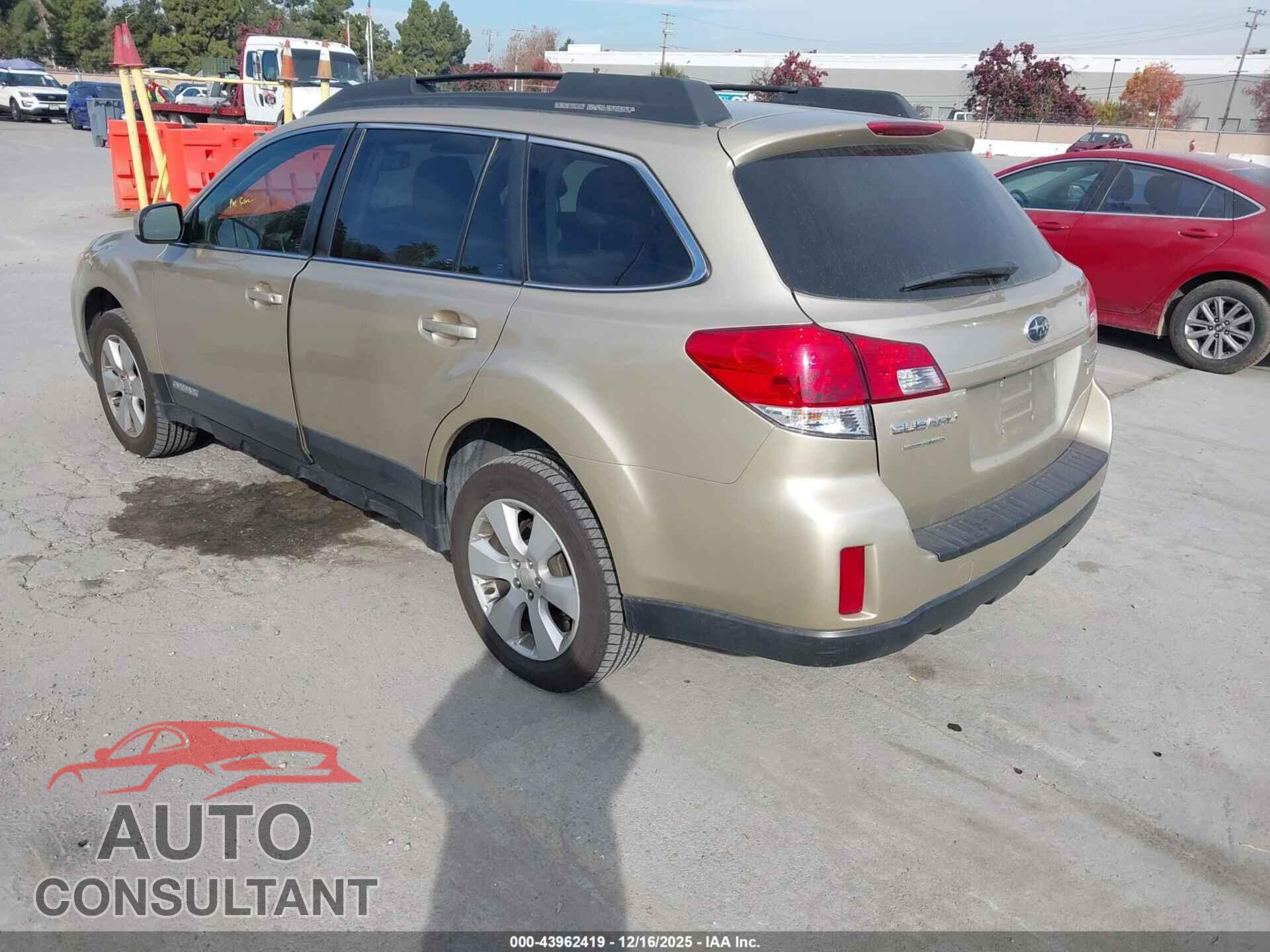 SUBARU OUTBACK 2010 - 4S4BRBCC3A3321543