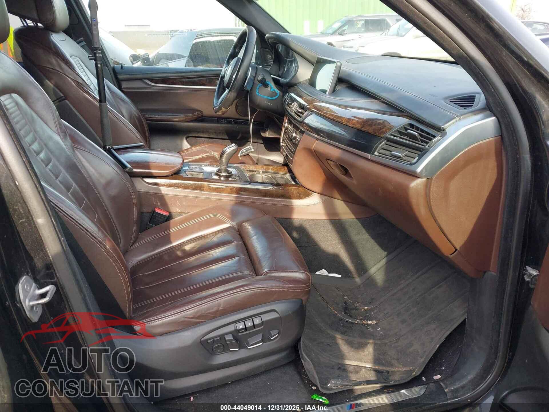 BMW X5 2014 - 5UXKR6C55E0C02463