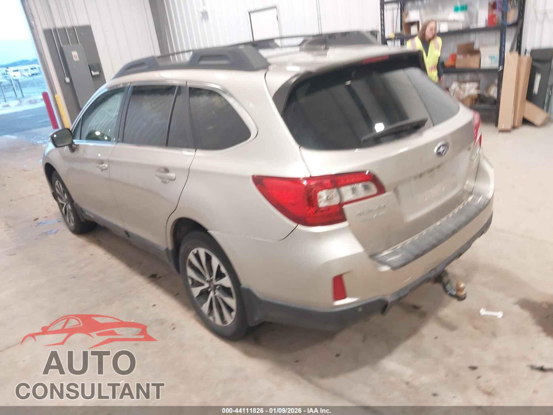 SUBARU OUTBACK 2017 - 4S4BSANC5H3351536