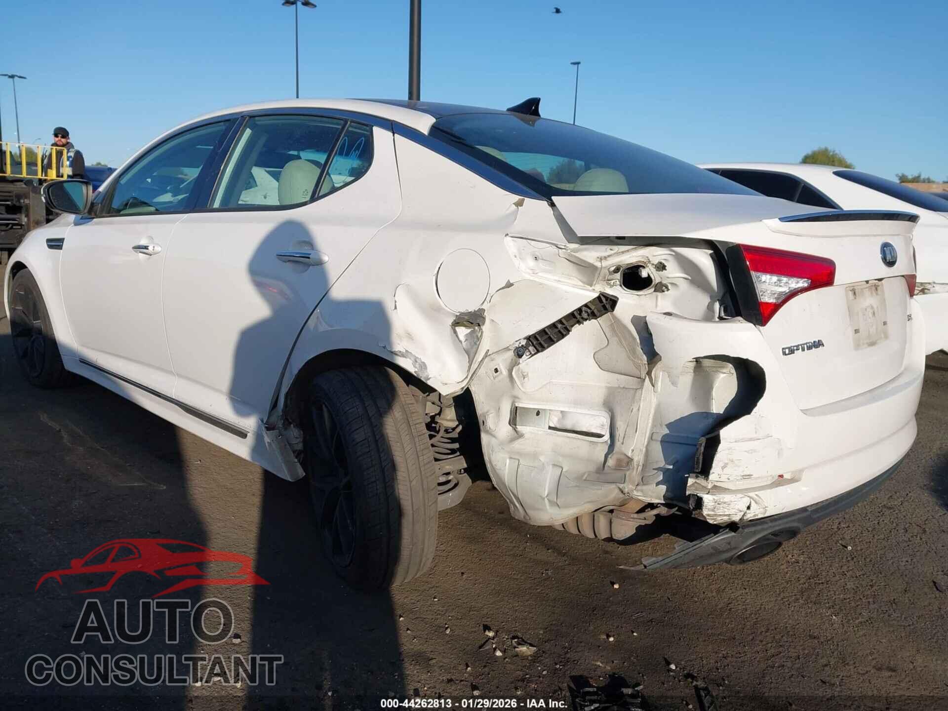 KIA OPTIMA 2013 - 5XXGR4A62DG089217