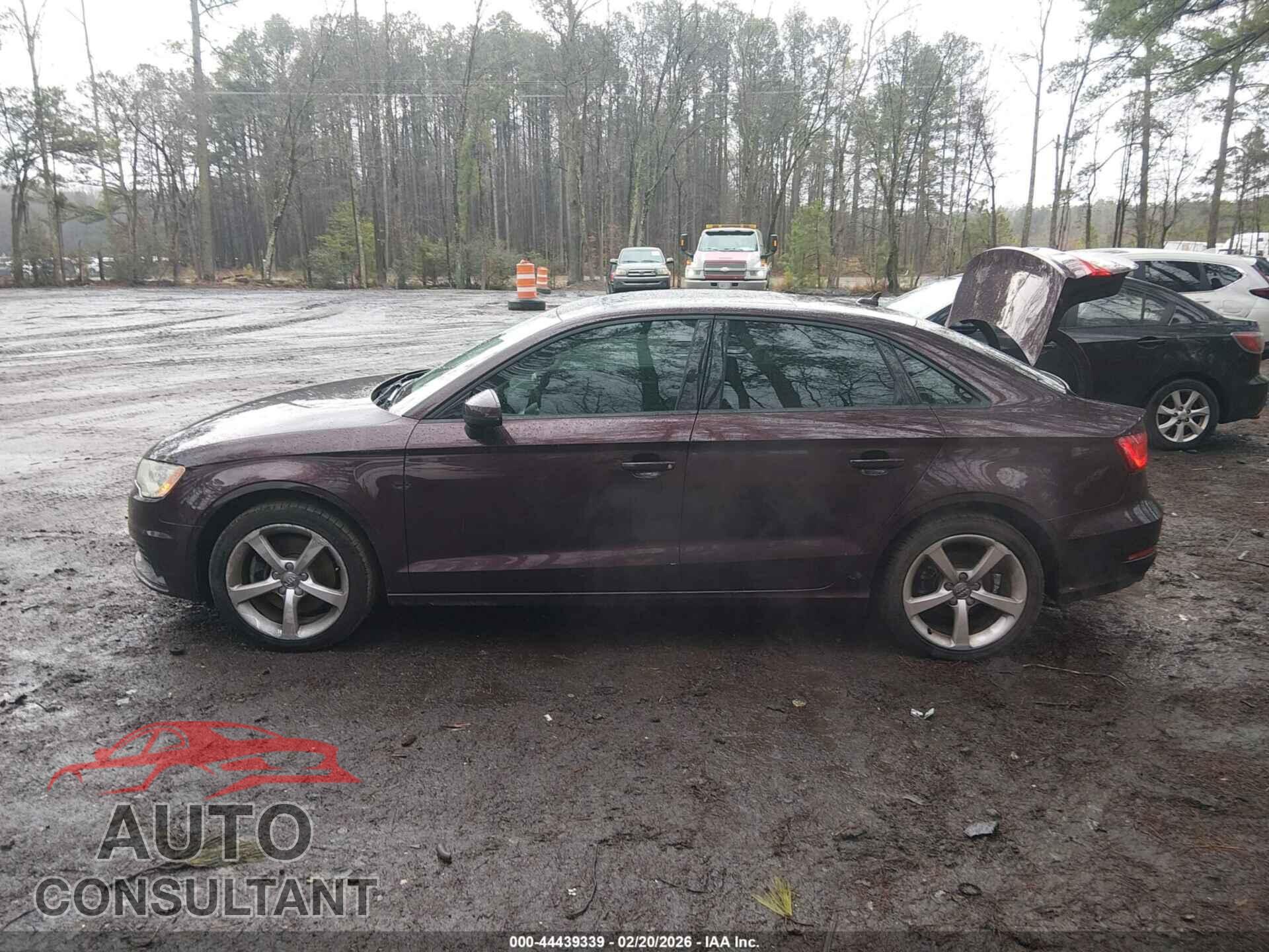 AUDI A3 2015 - WAUACGFF9F1077854