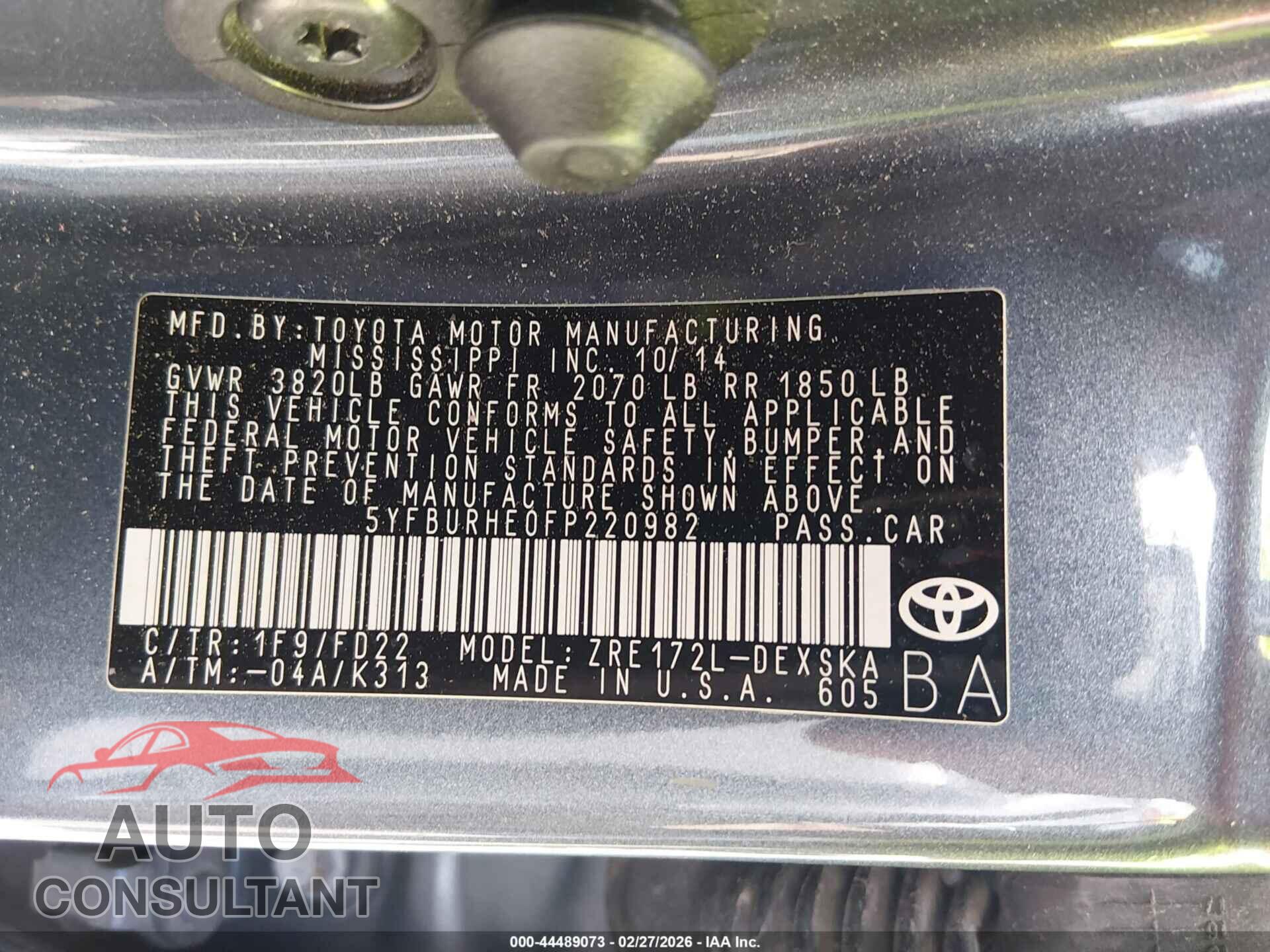 TOYOTA COROLLA 2015 - 5YFBURHE0FP220982