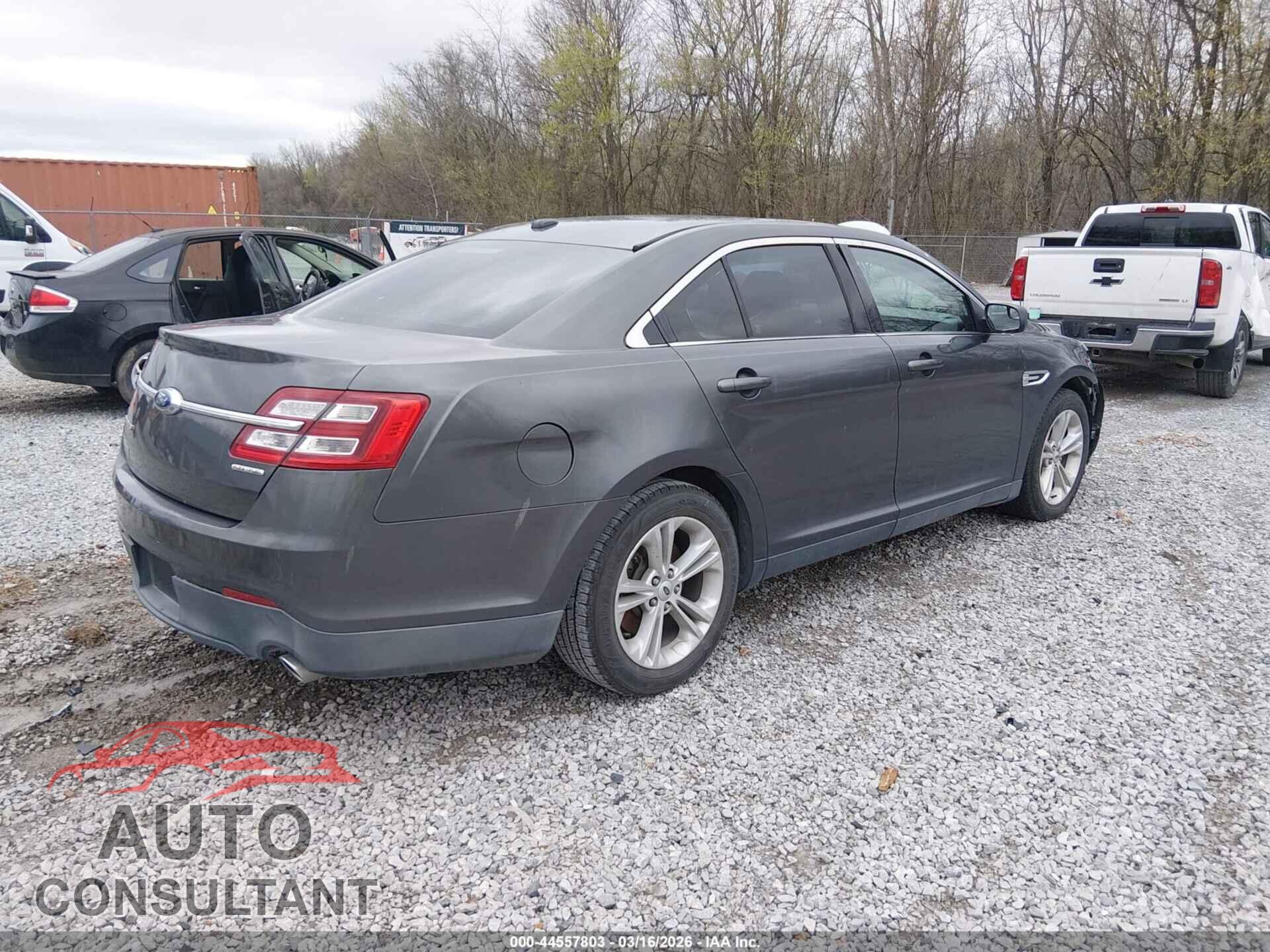 FORD TAURUS 2015 - 1FAHP2D81FG170075