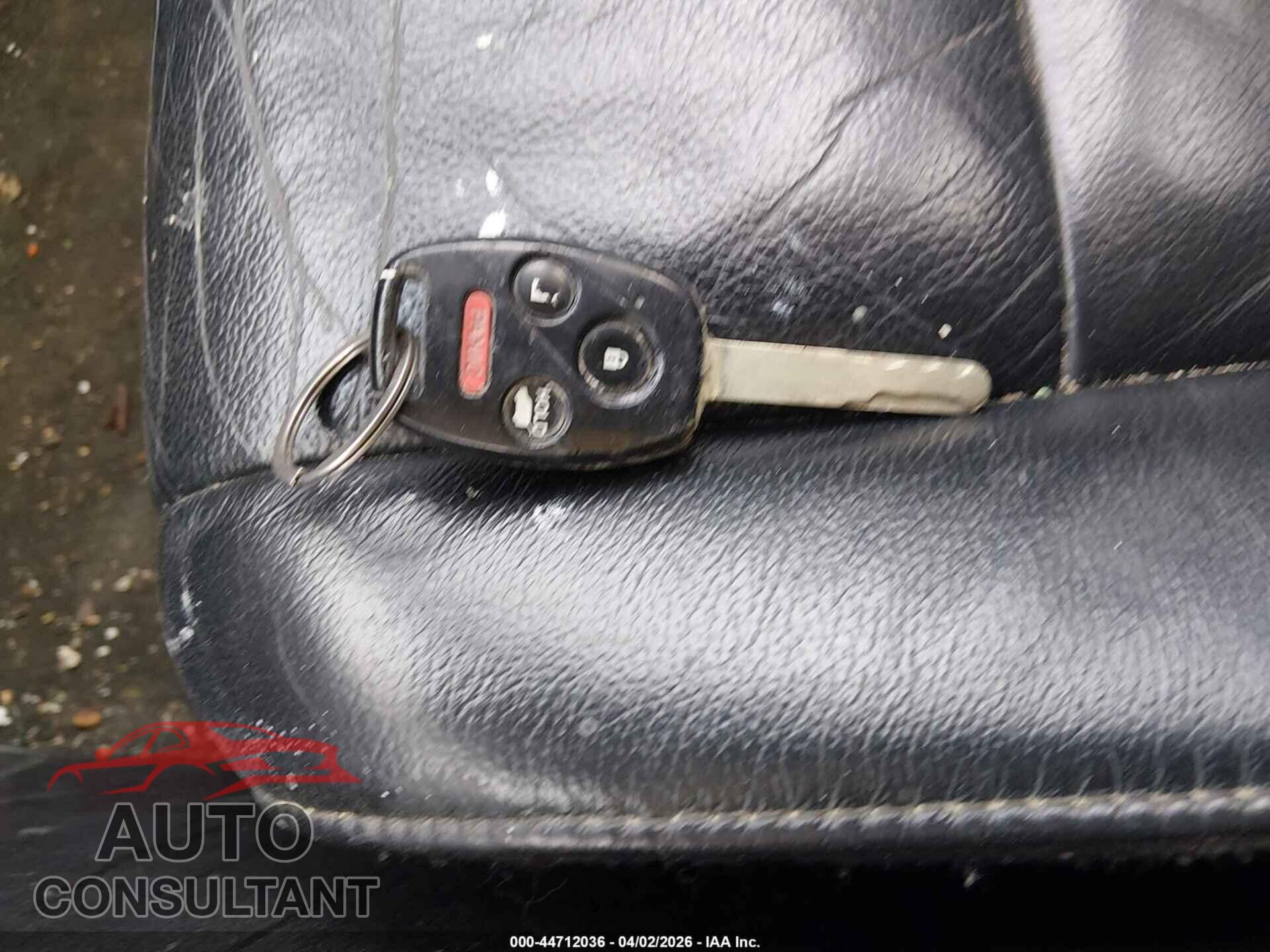 HONDA PILOT 2012 - 5FNYF4H66CB045838