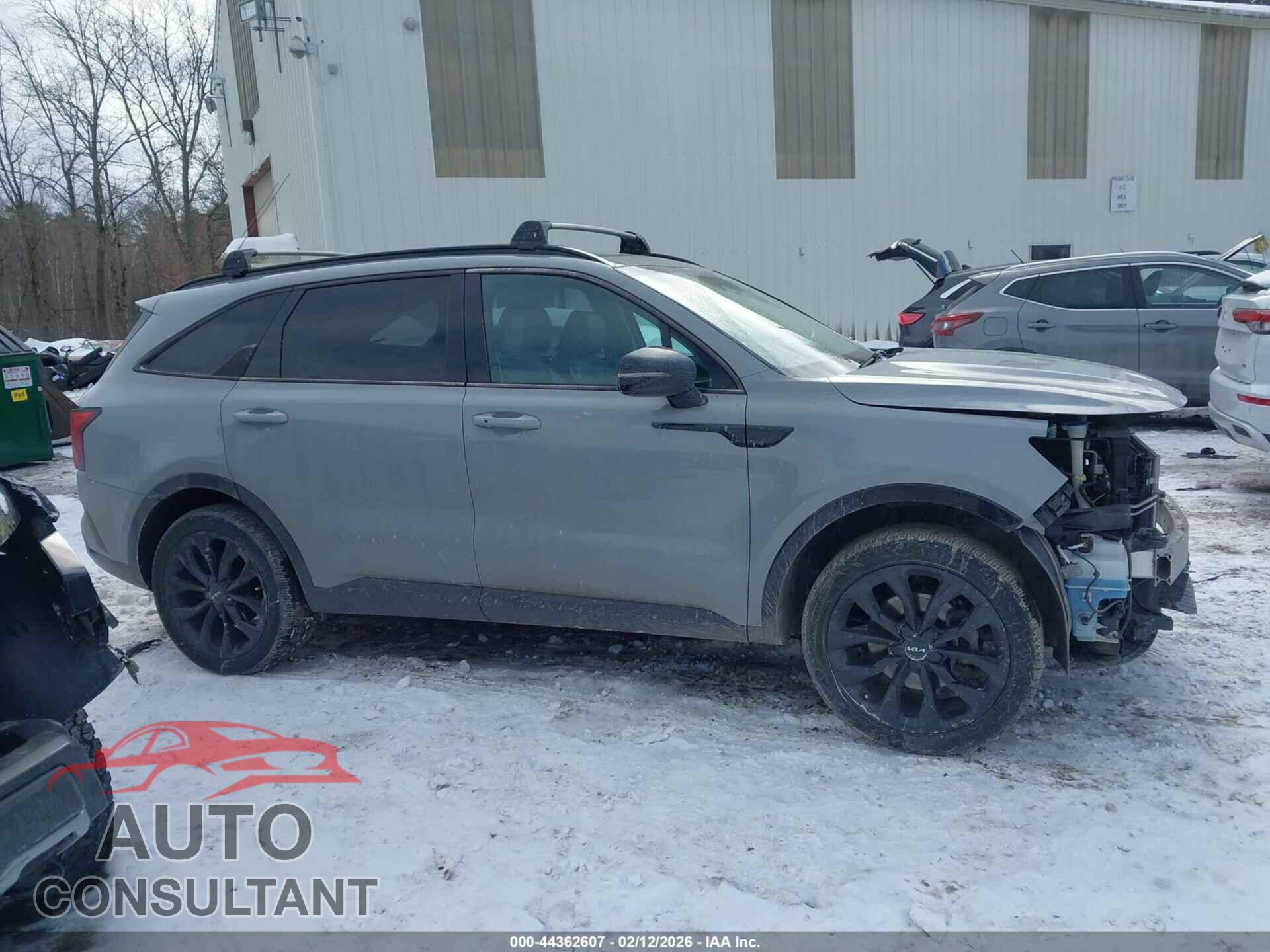 KIA SORENTO 2022 - 5XYRKDLF0NG080698