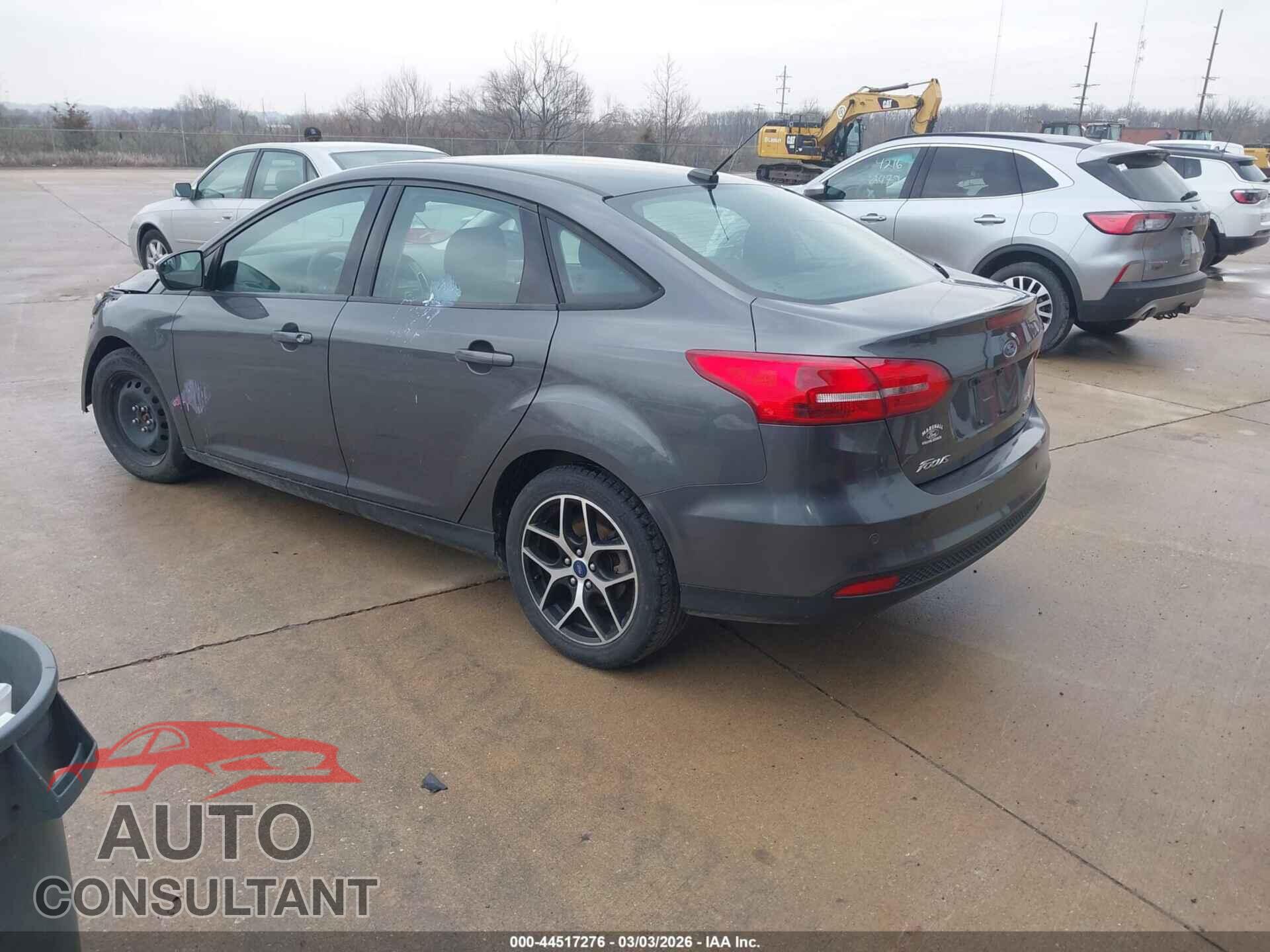 FORD FOCUS 2017 - 1FADP3H25HL347859