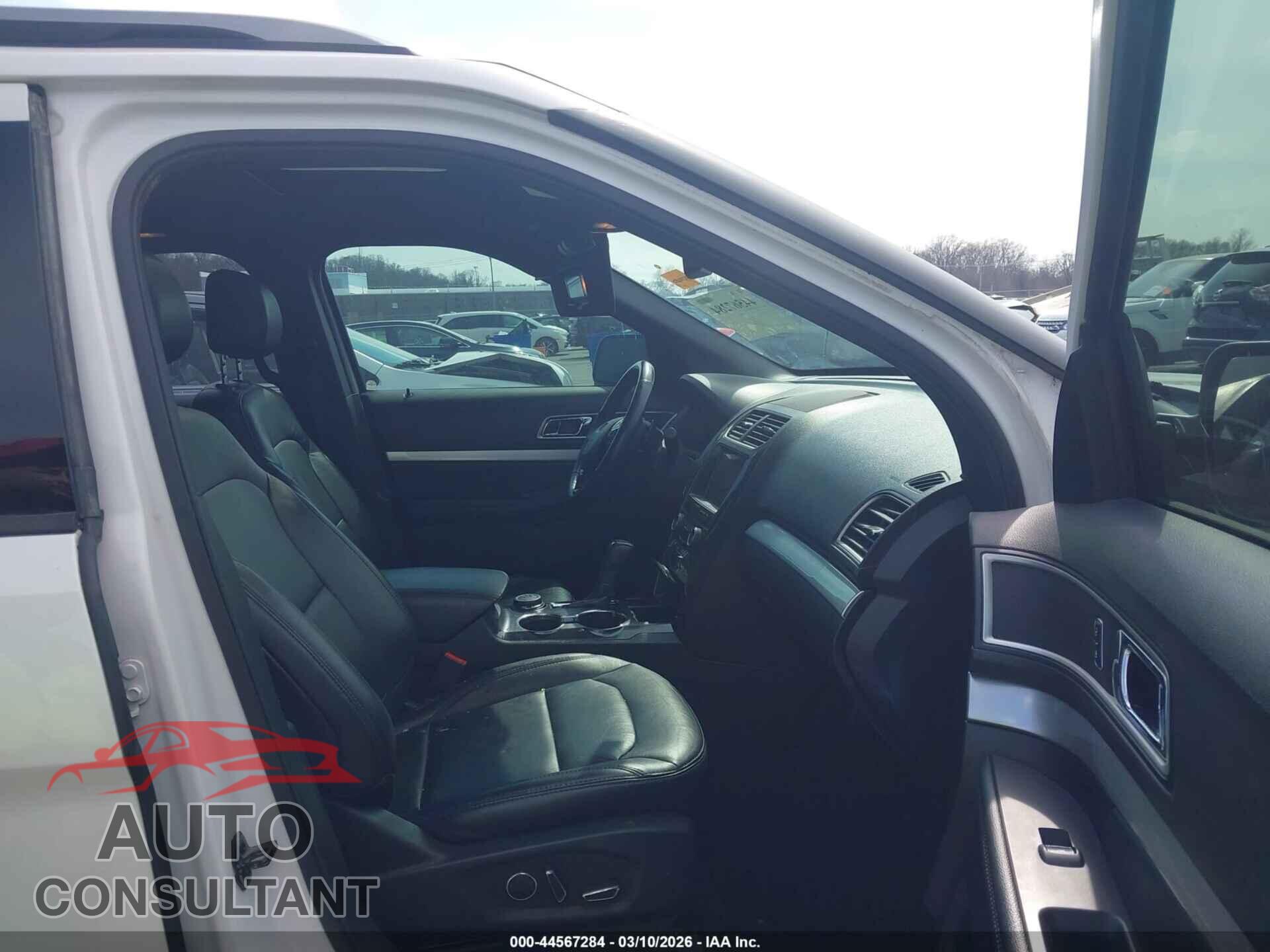 FORD EXPLORER 2017 - 1FM5K8D81HGD98218