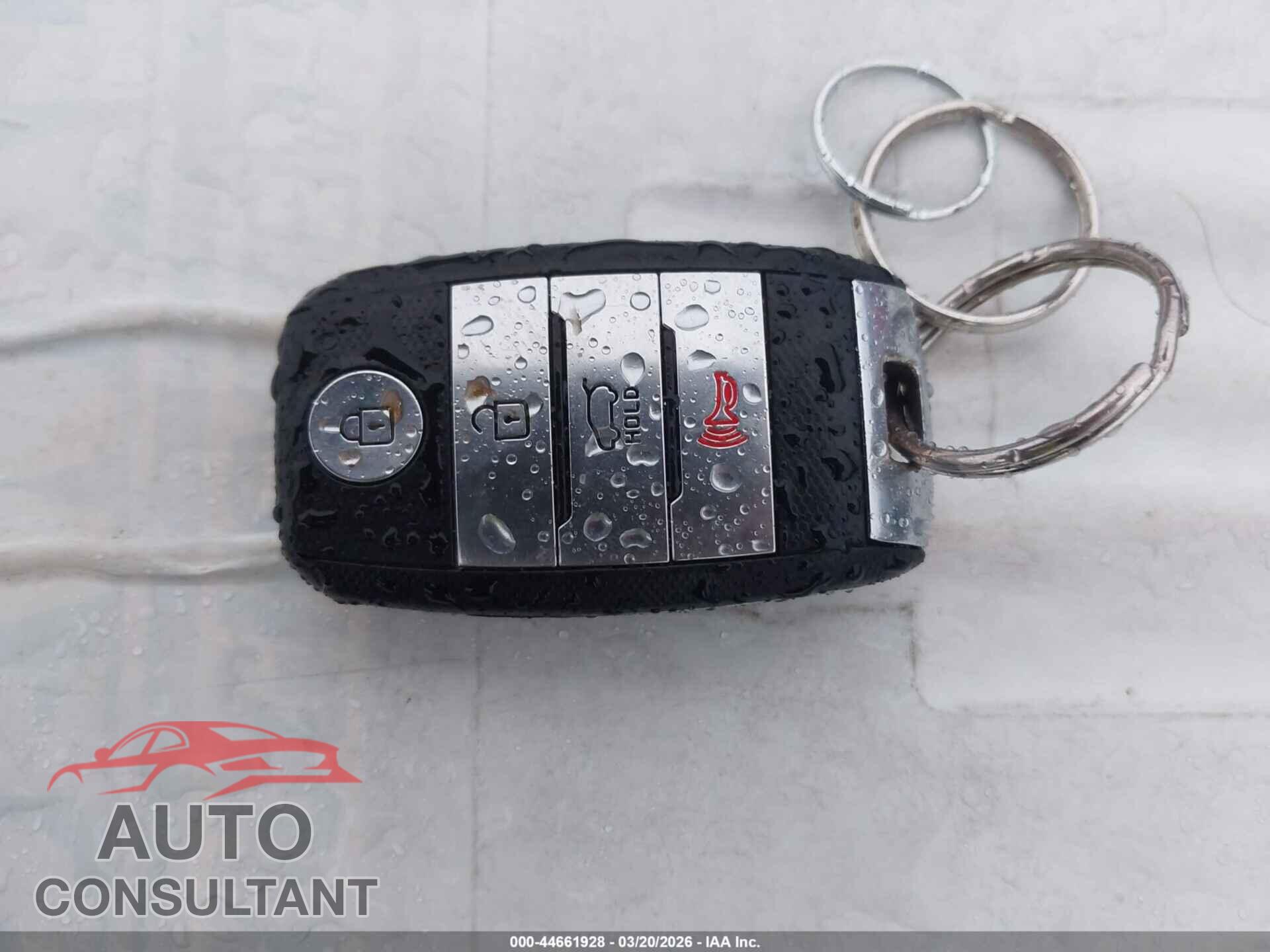 KIA SORENTO 2017 - 5XYPHDA50HG324158