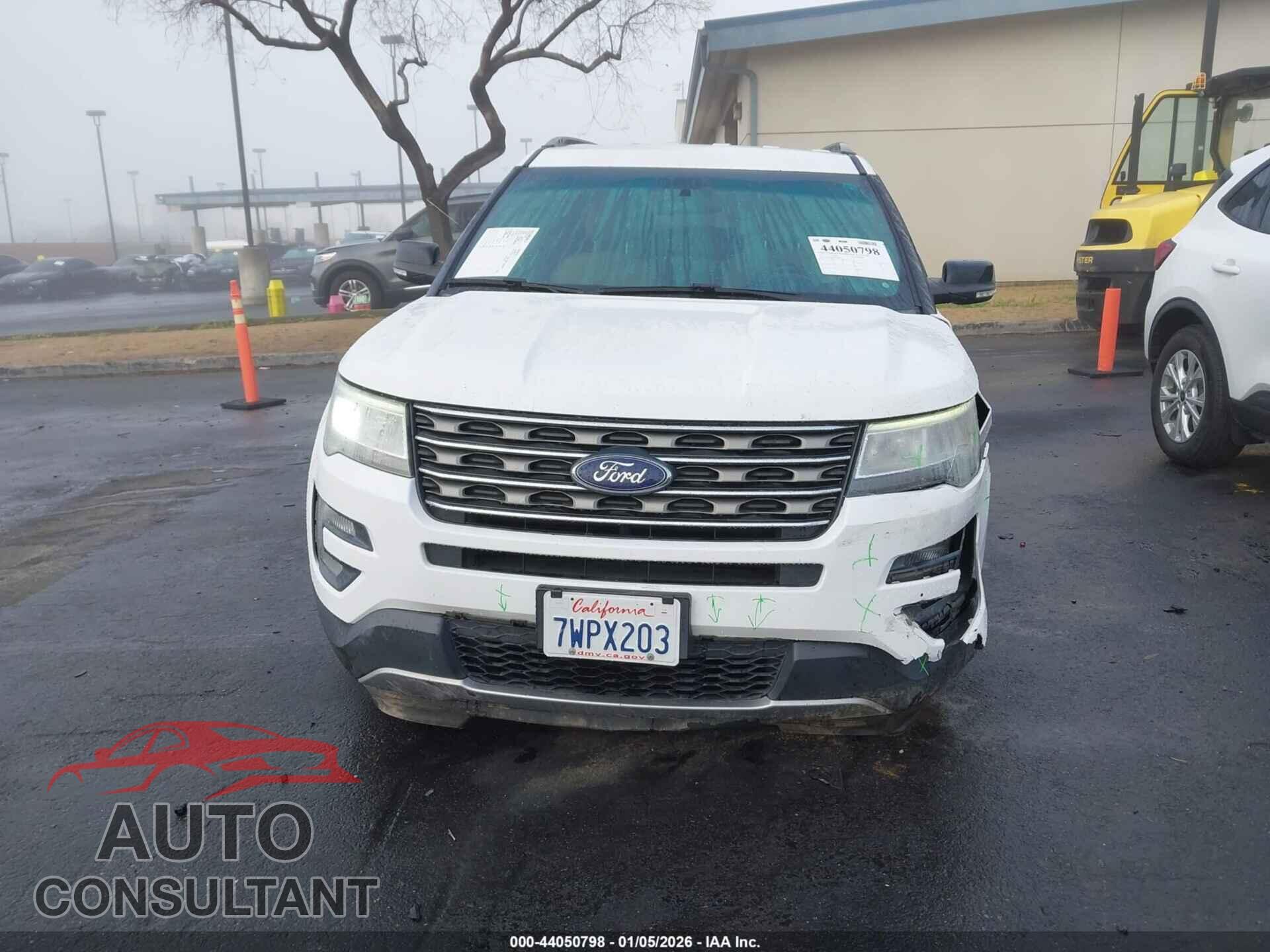 FORD EXPLORER 2017 - 1FM5K7D88HGA88044