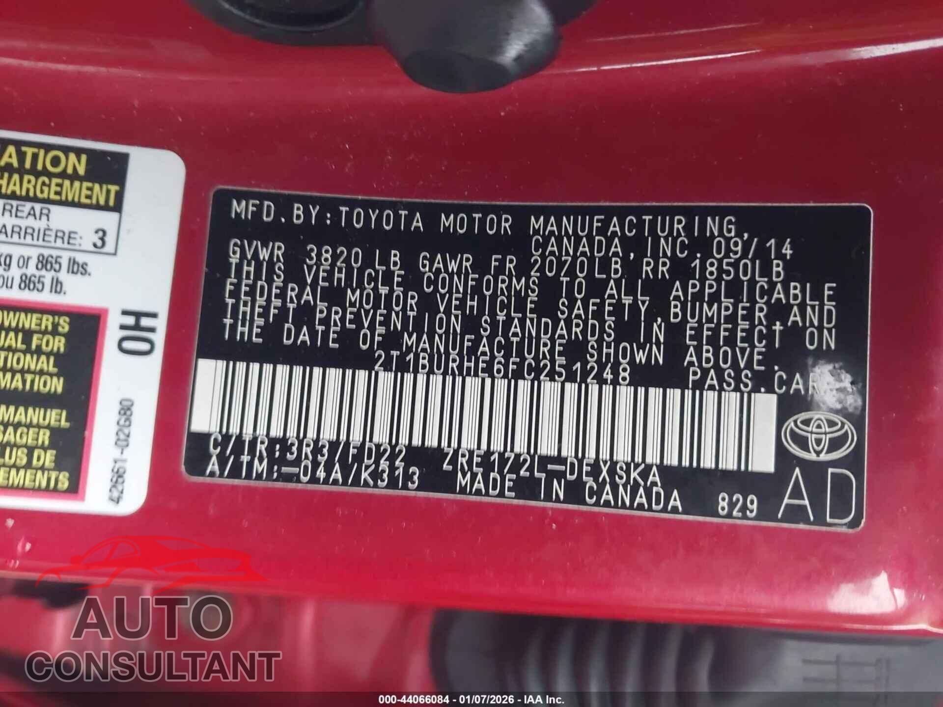 TOYOTA COROLLA 2015 - 2T1BURHE6FC251248