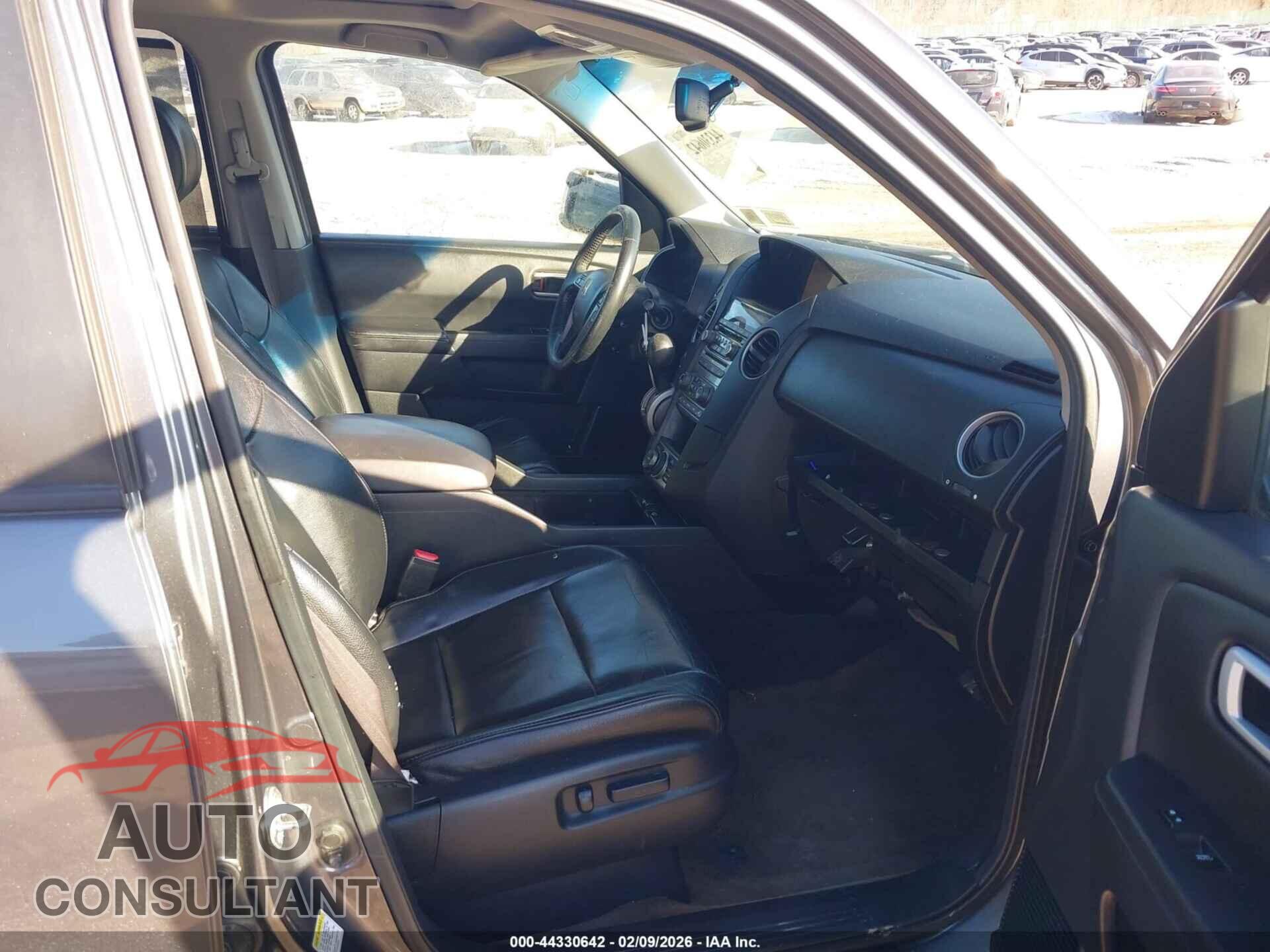 HONDA PILOT 2013 - 5FNYF4H96DB036066