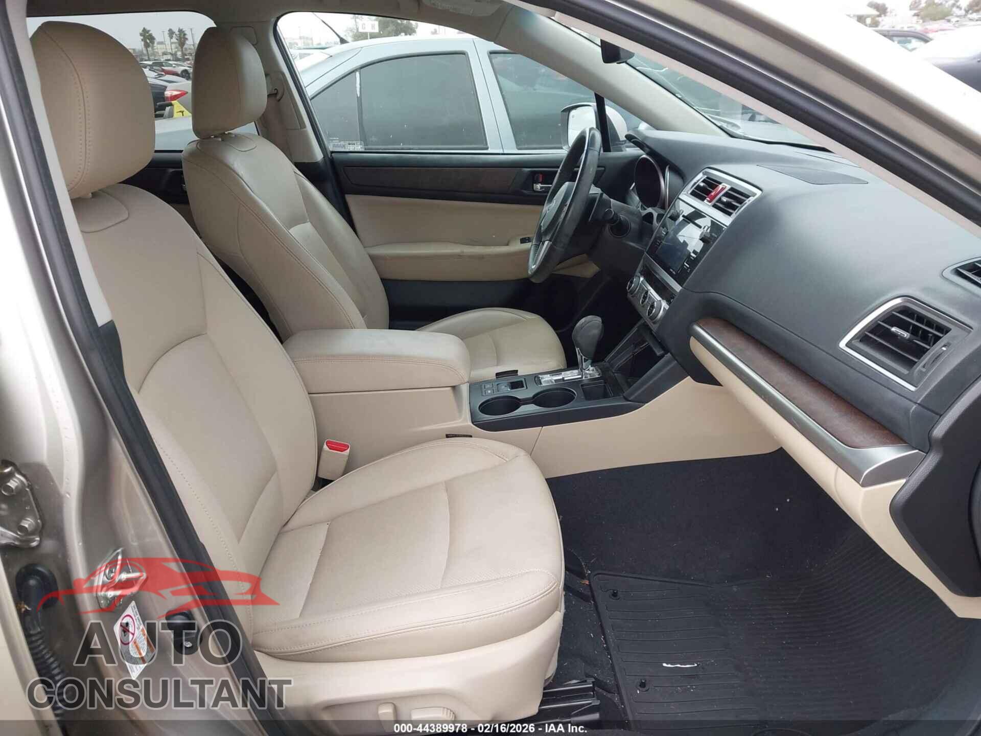 SUBARU OUTBACK 2017 - 4S4BSENC4H3297878