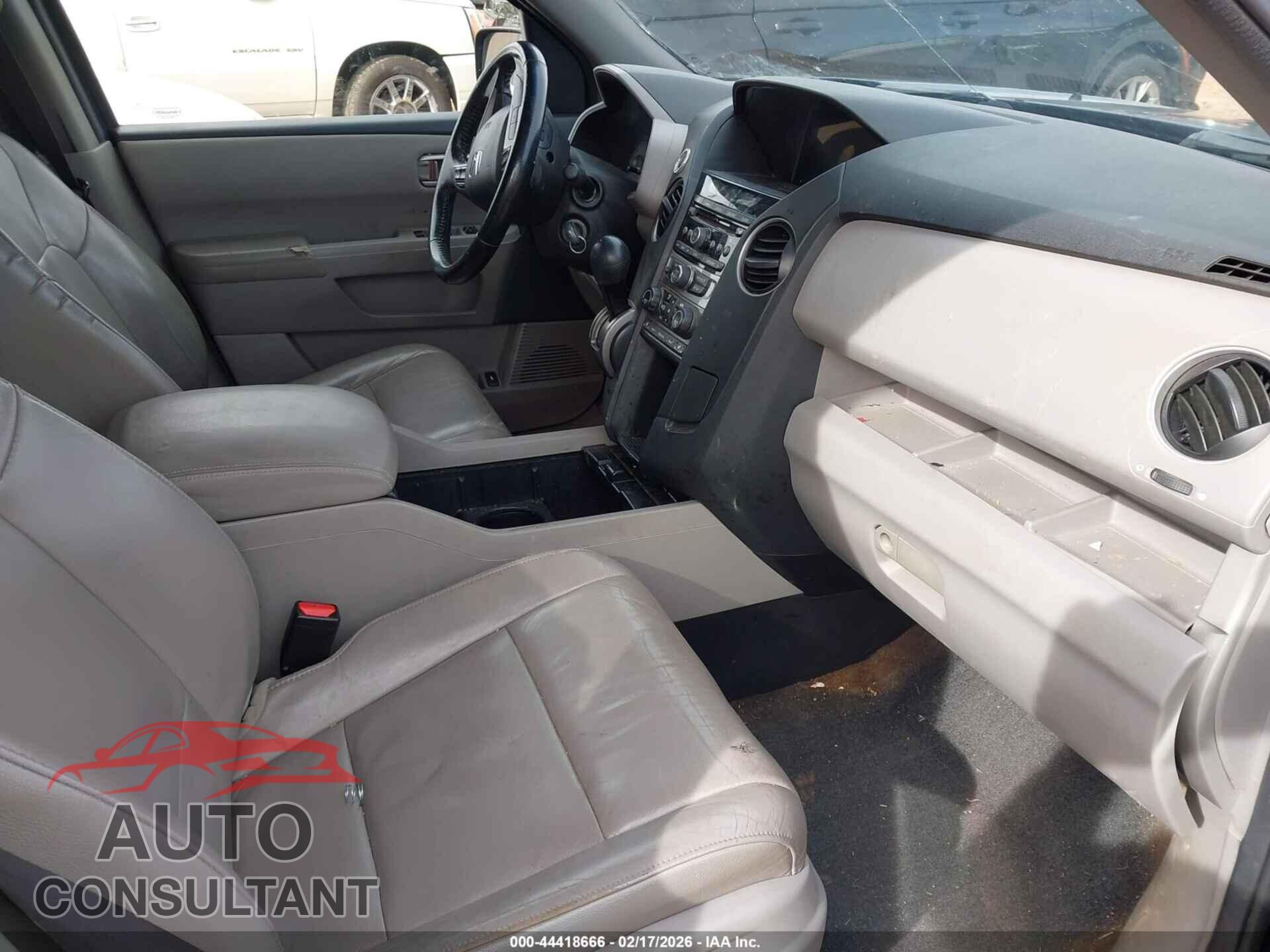 HONDA PILOT 2013 - 5FNYF3H57DB023396