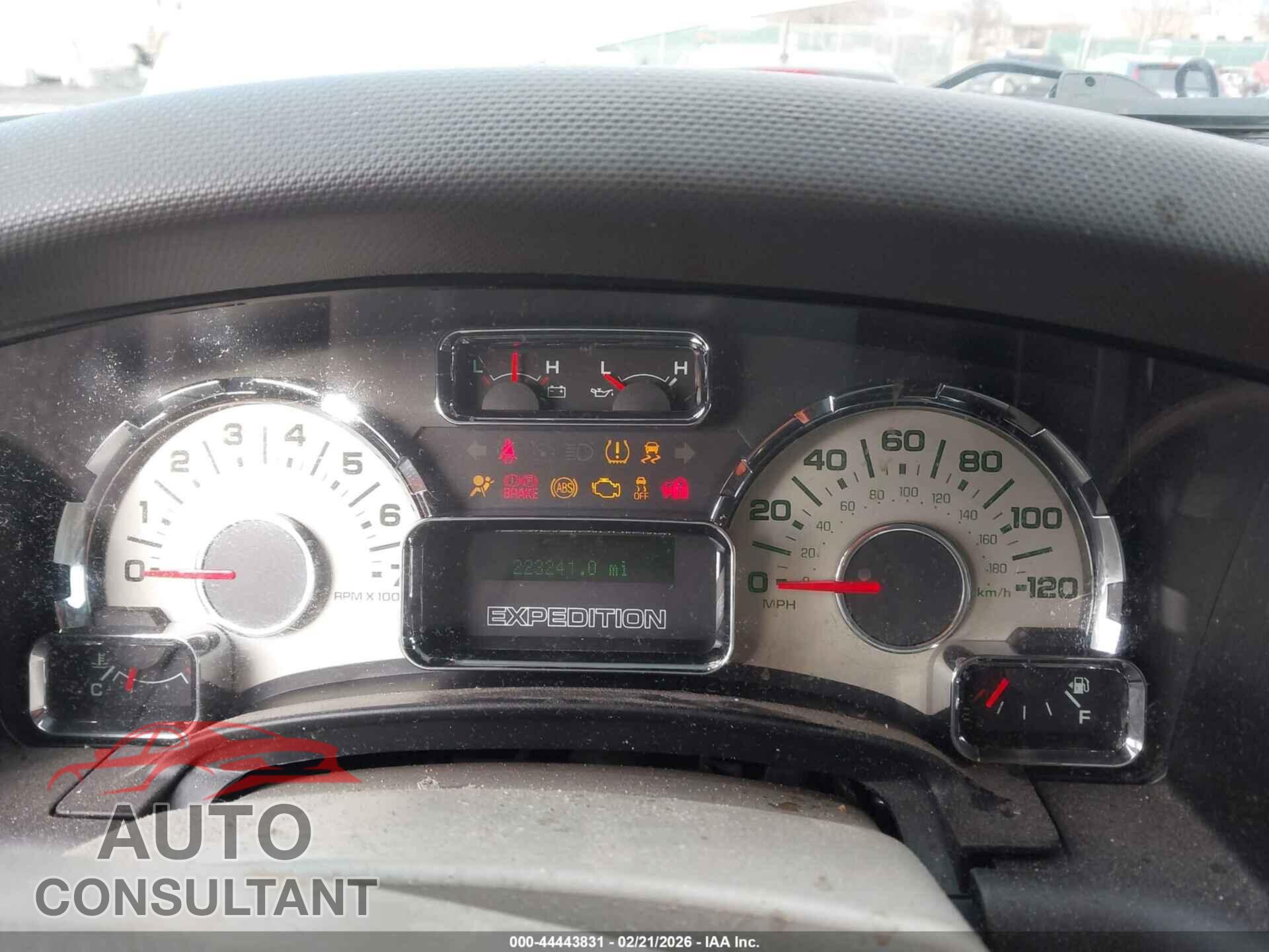 FORD EXPEDITION 2013 - 1FMJU2A56DEF05401