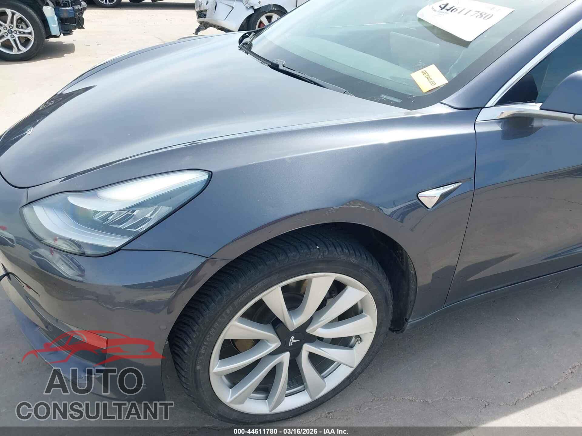 TESLA MODEL 3 2018 - 5YJ3E1EA5JF151666