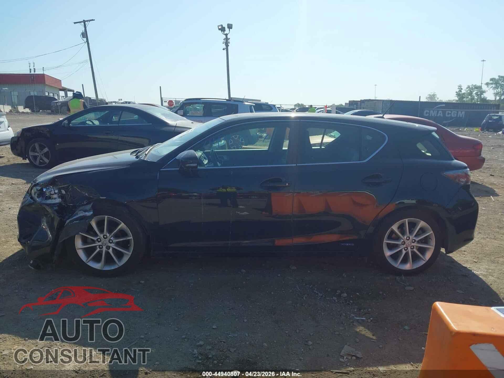 LEXUS CT 200H 2012 - JTHKD5BH3C2112053
