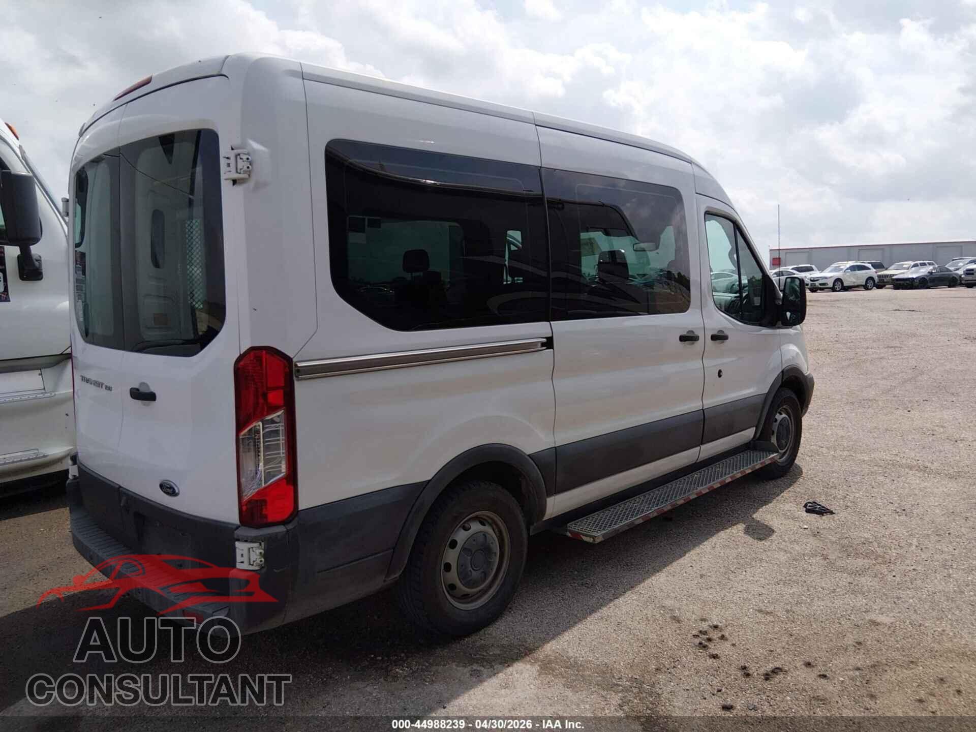 FORD TRANSIT-150 2017 - 1FMZK1CM9HKB57592