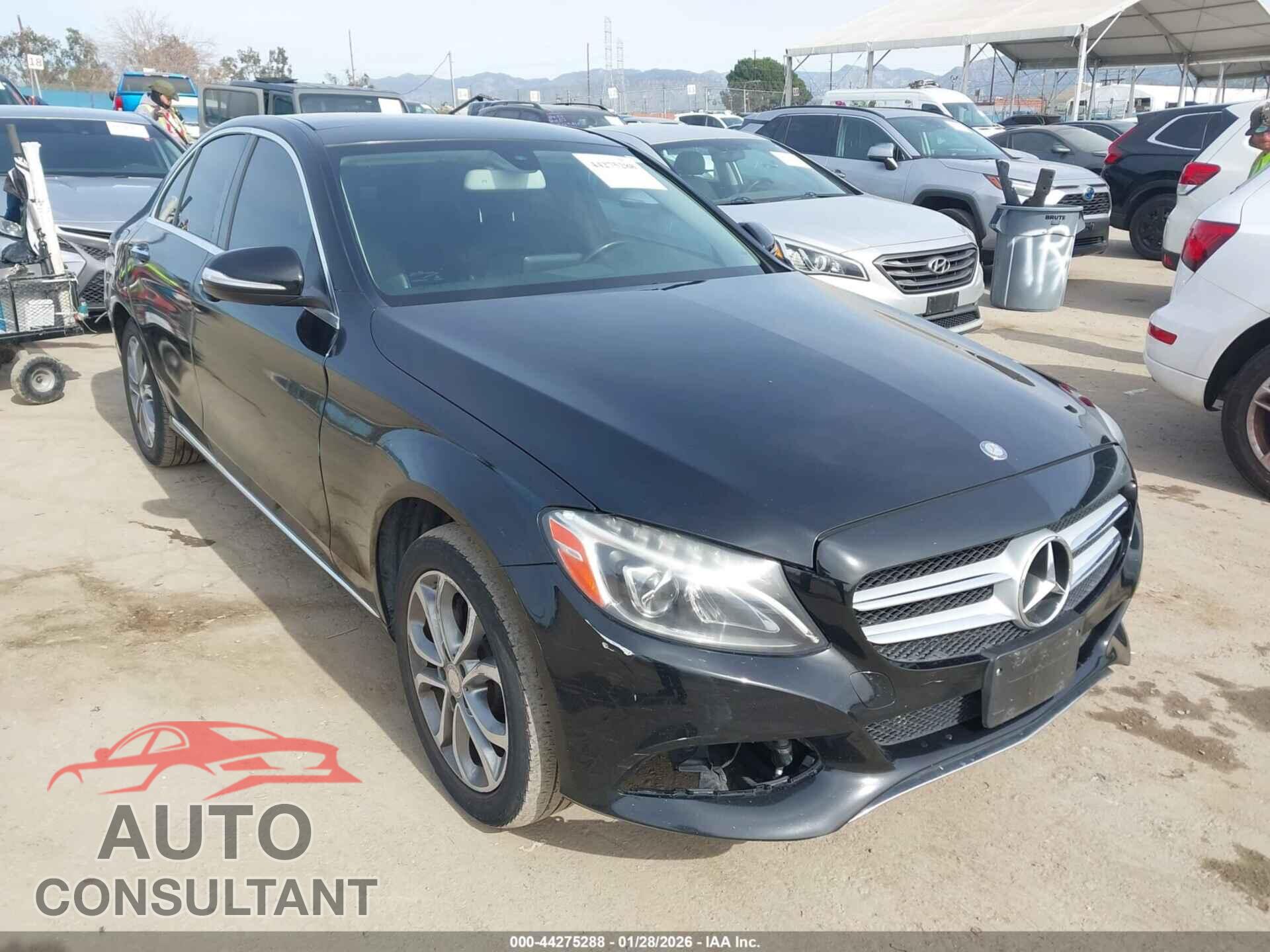 MERCEDES-BENZ C-CLASS 2015 - 55SWF4KB3FU005460