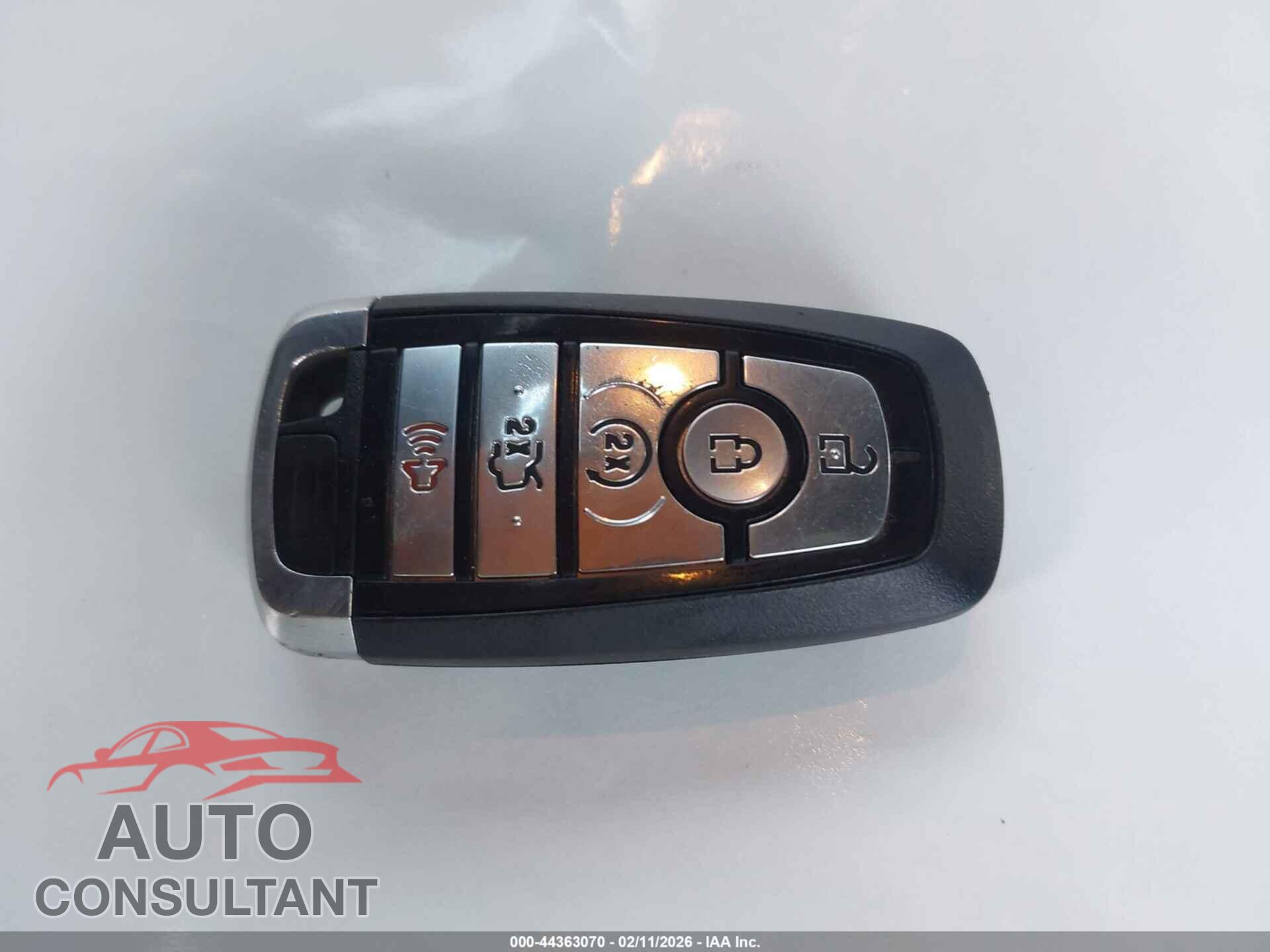 FORD MUSTANG 2019 - 1FA6P8CF9K5186010